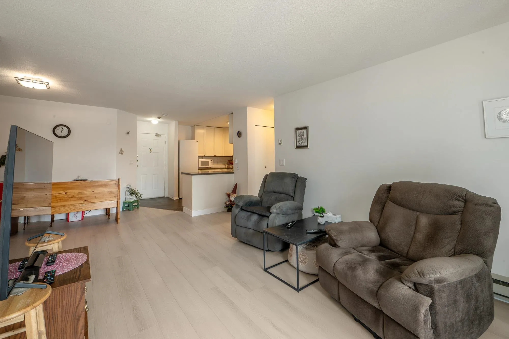 309 17695 58 Avenue