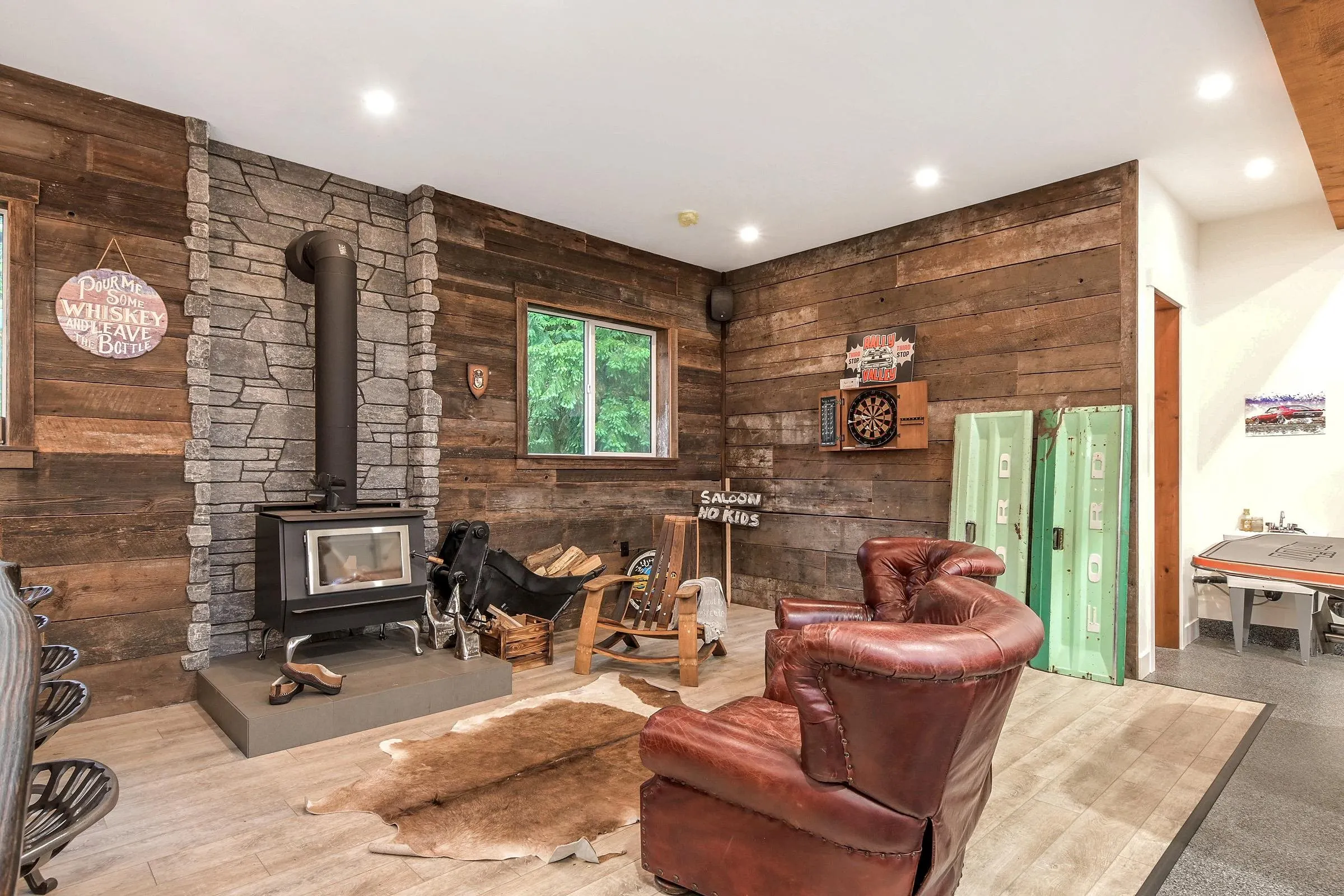 148 Clovermeadow Crescent