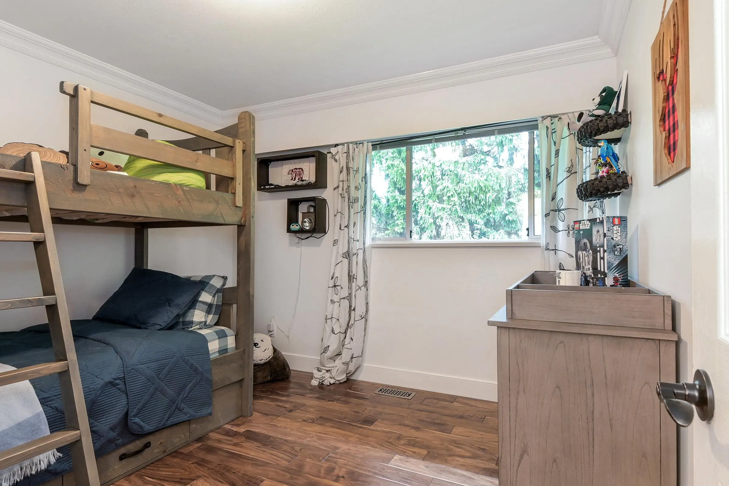 148 Clovermeadow Crescent