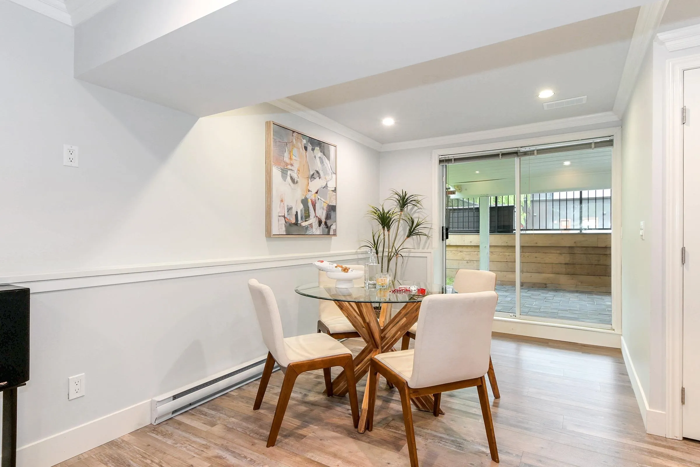 148 Clovermeadow Crescent
