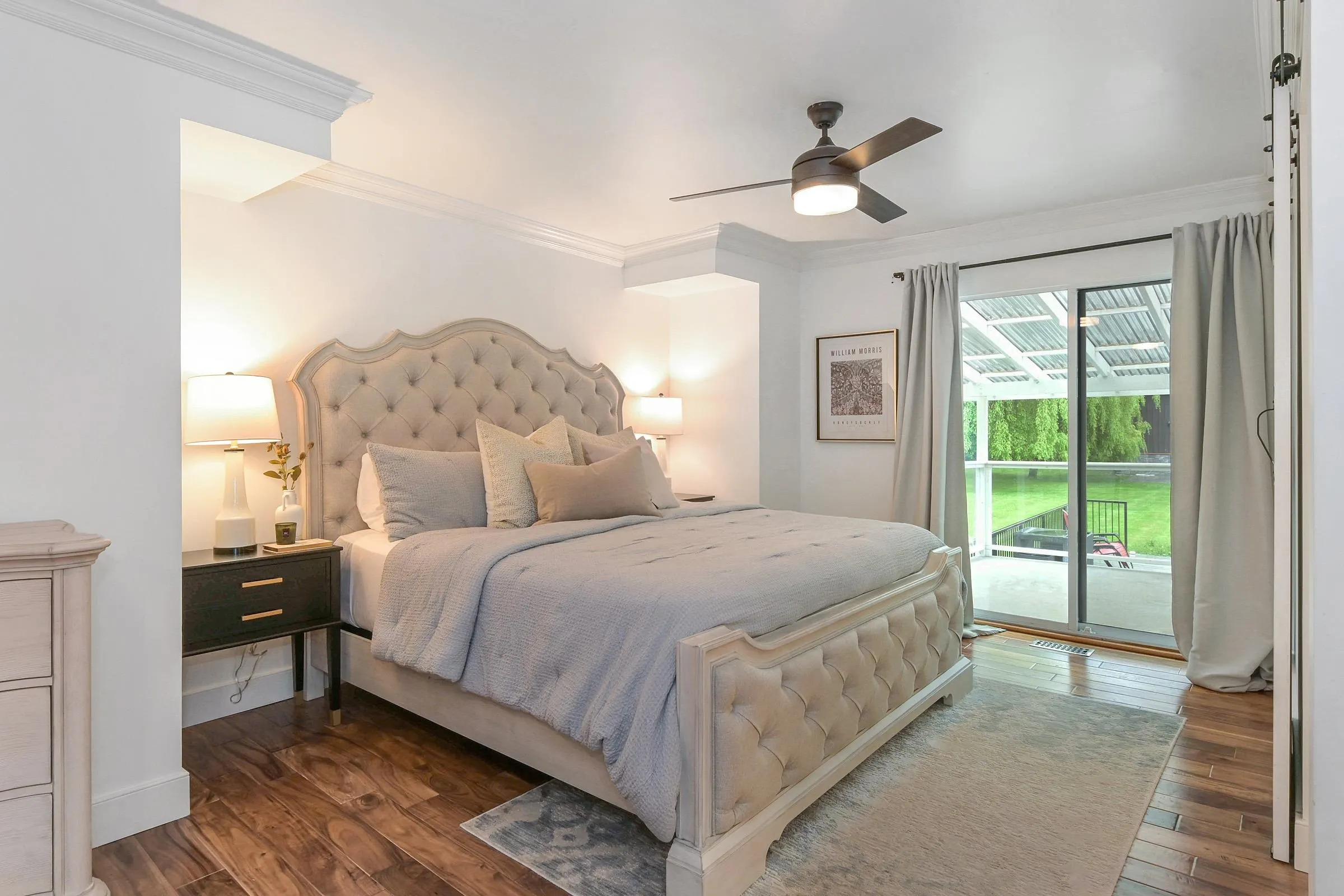 148 Clovermeadow Crescent