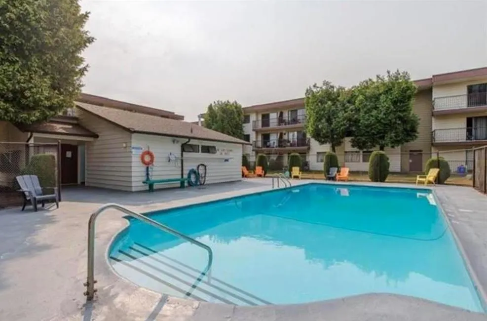 B209 1909 Salton Road