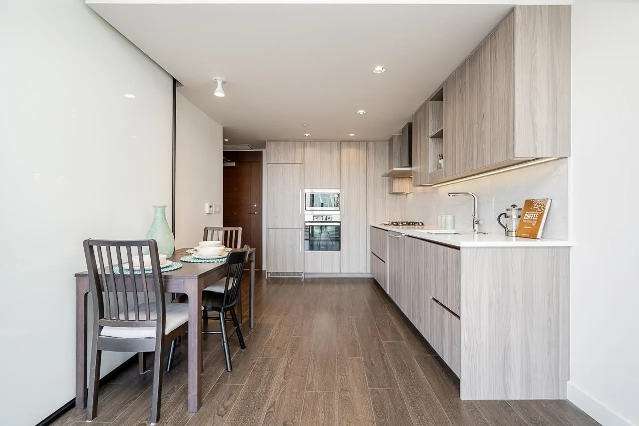 2107 89 Nelson Street