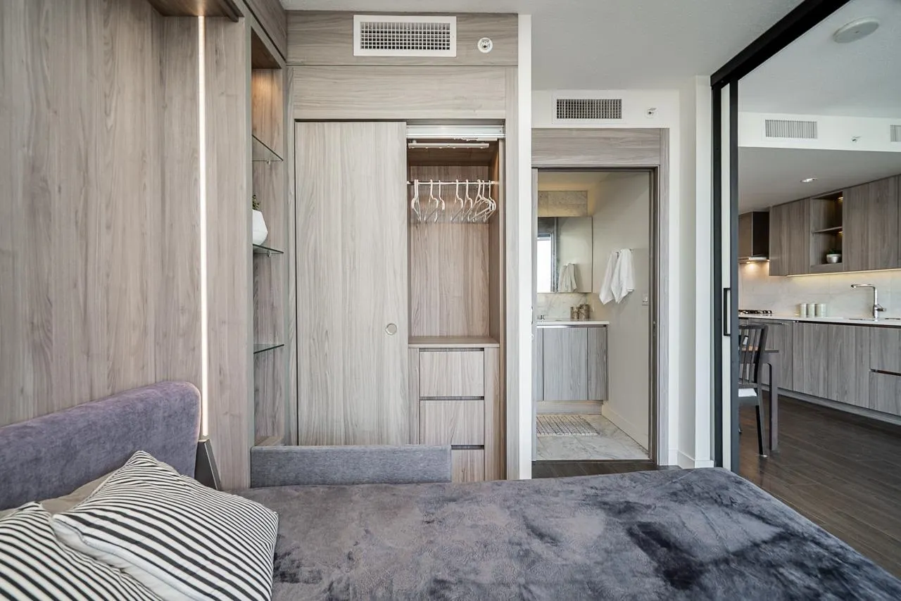 2107 89 Nelson Street