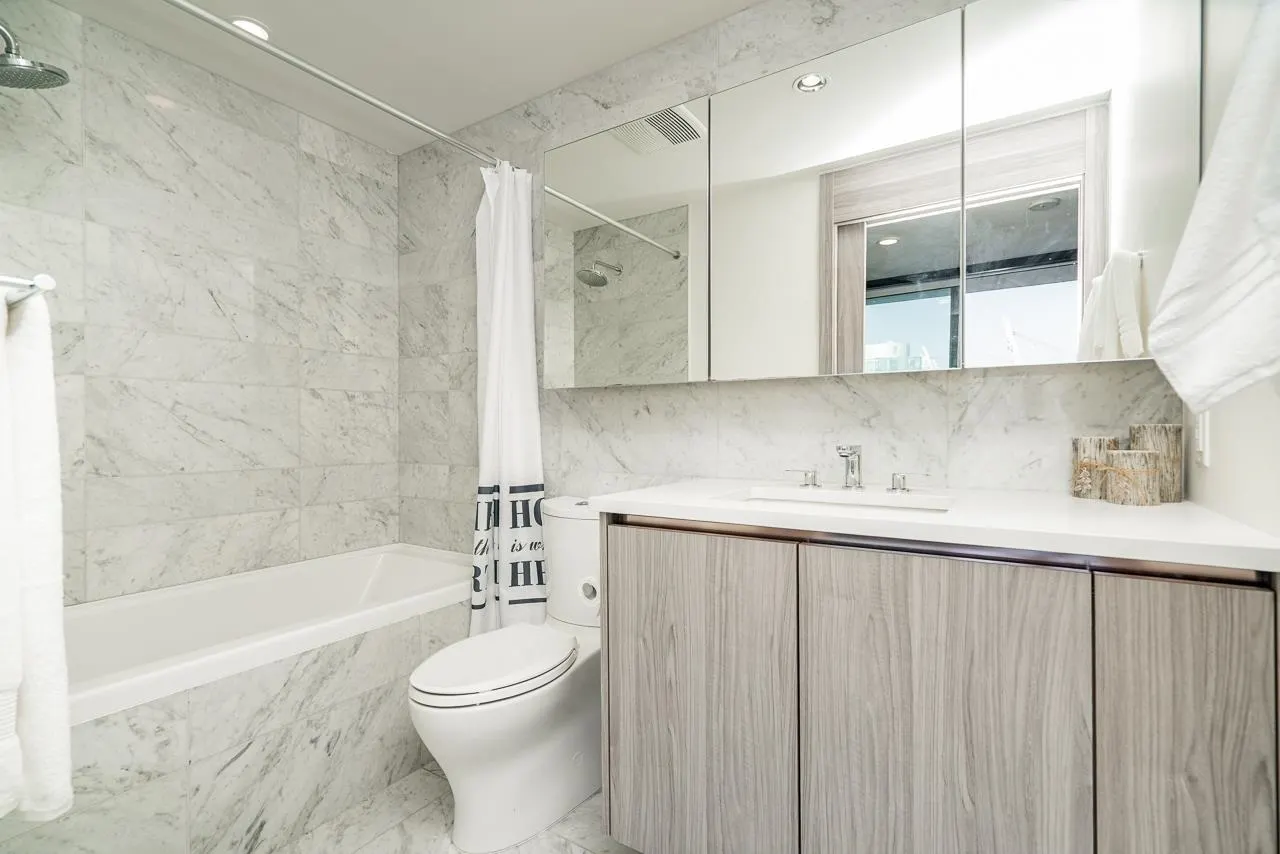 2107 89 Nelson Street