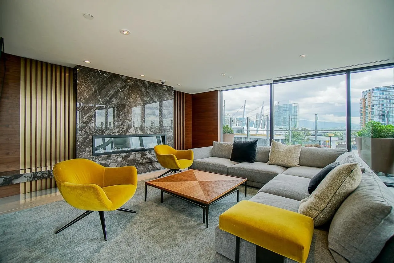 2107 89 Nelson Street