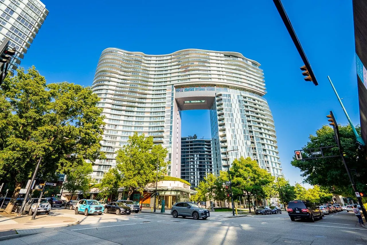 2107 89 Nelson Street