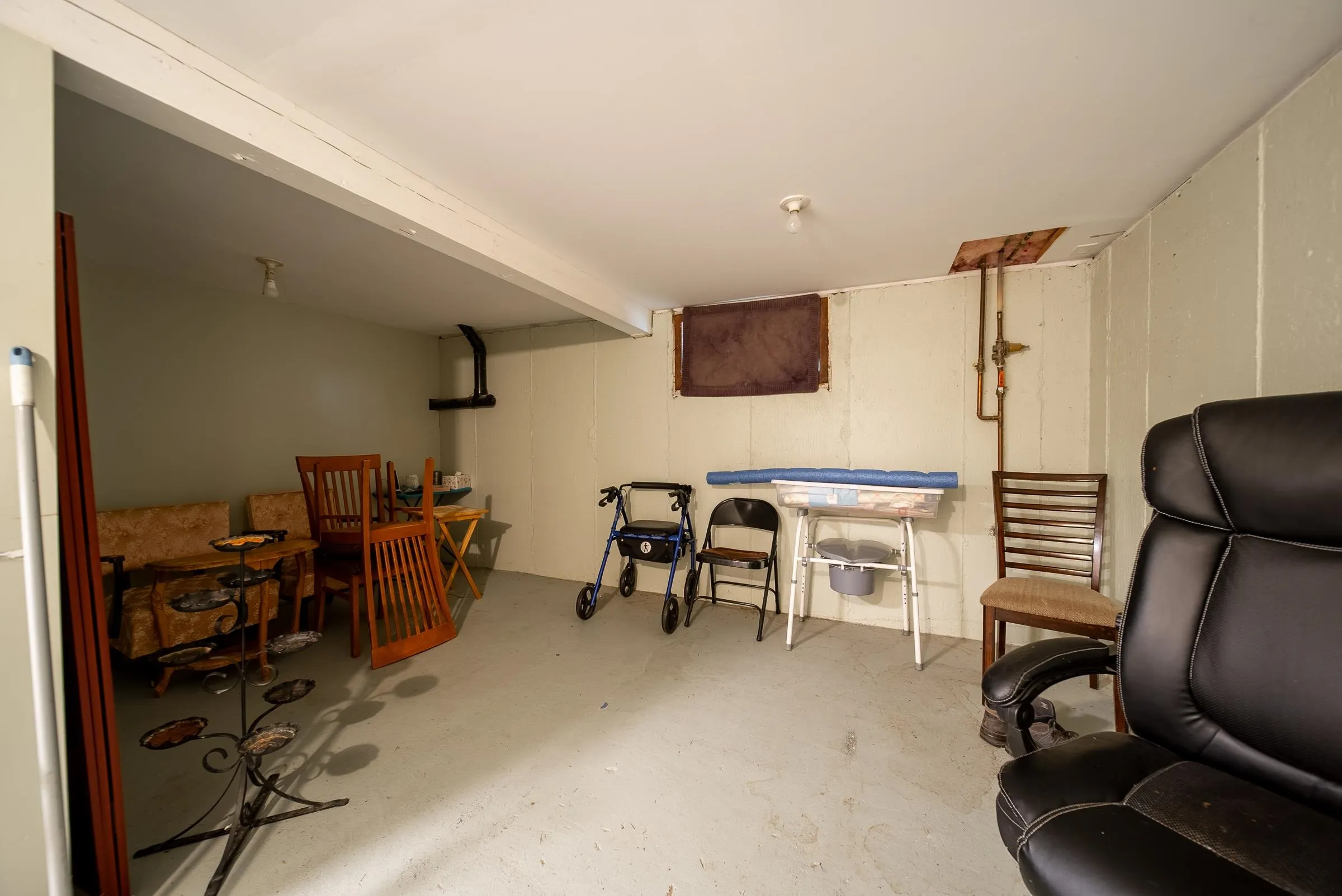 1093 Mckenzie Road