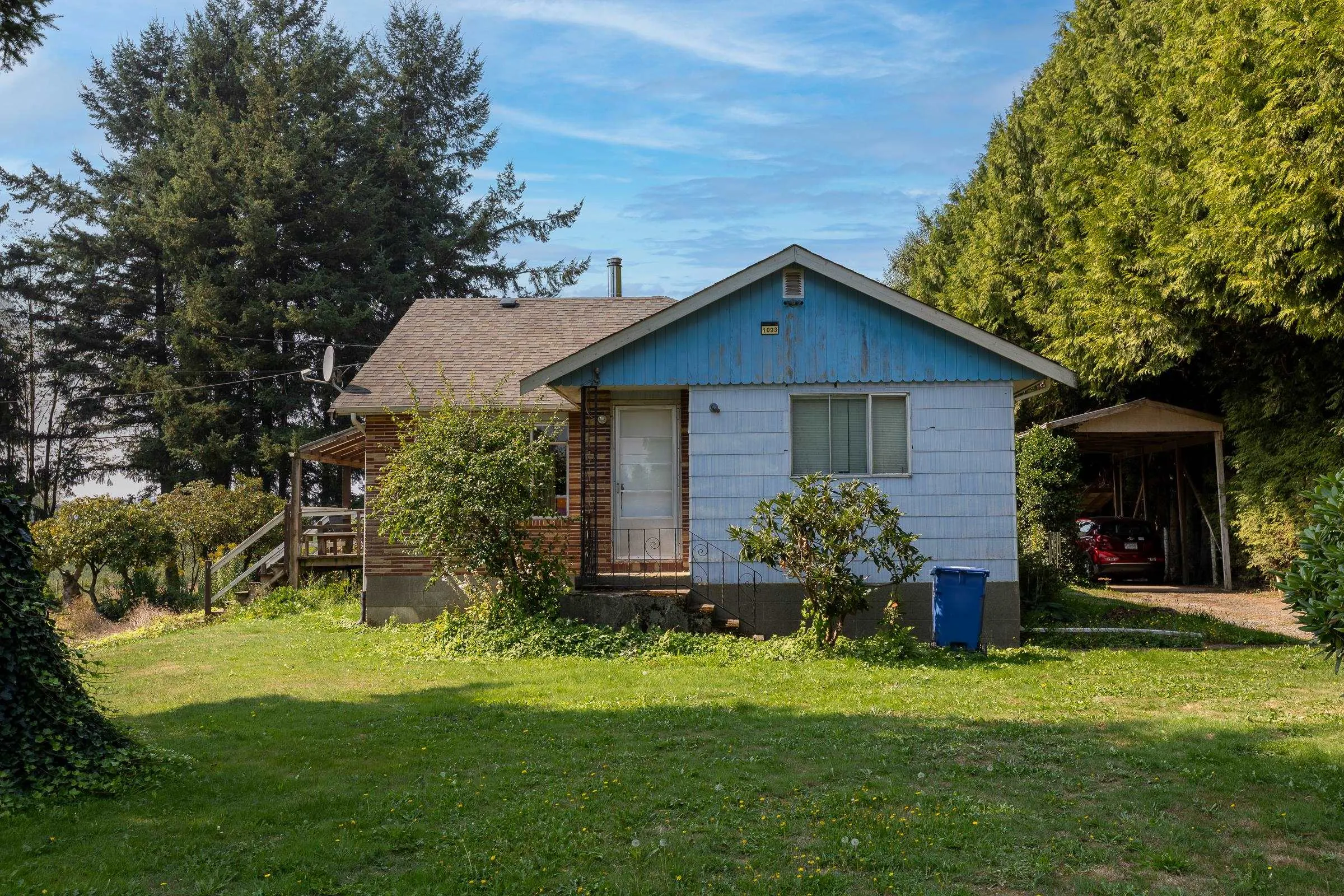 1093 Mckenzie Road