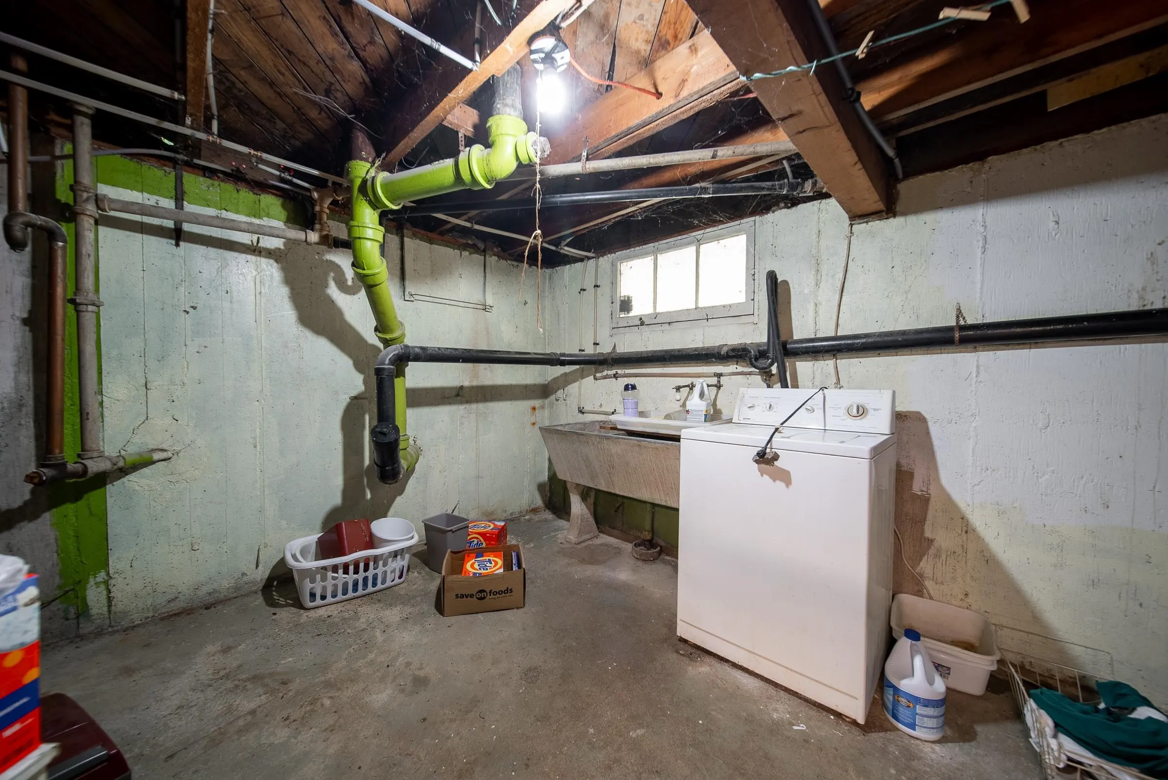 1093 Mckenzie Road
