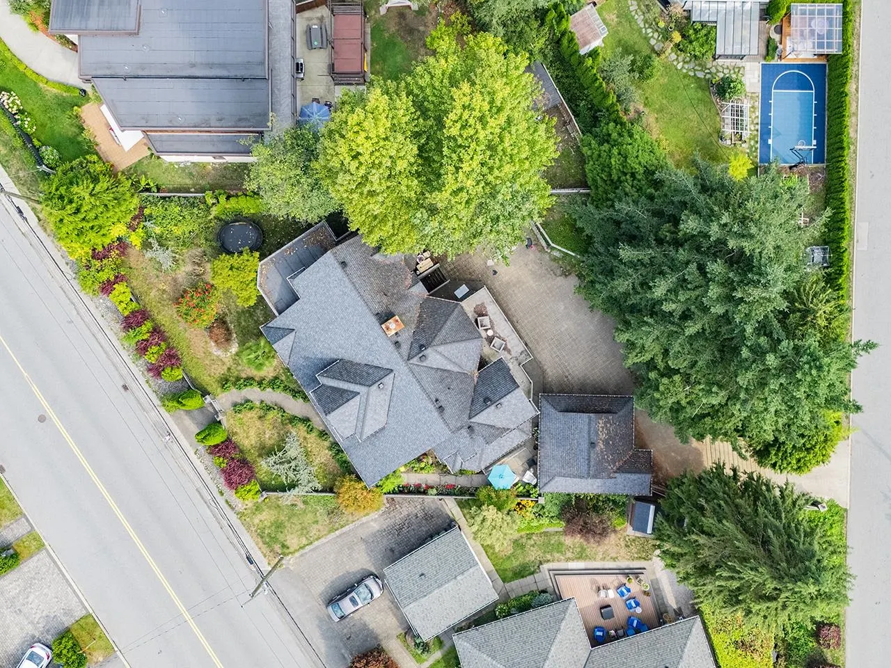 3582 Edgemont Boulevard