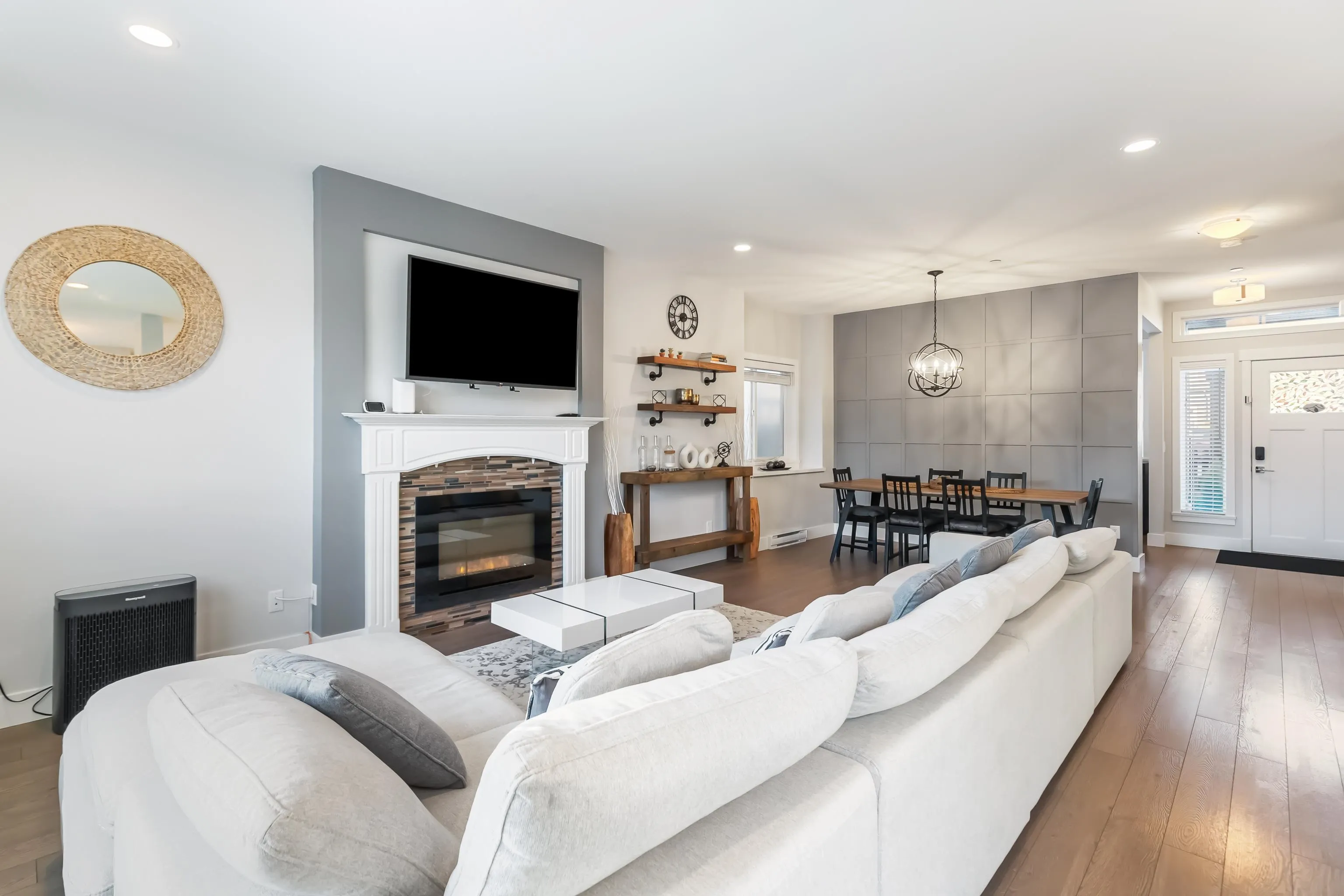 23942 Kanaka Way