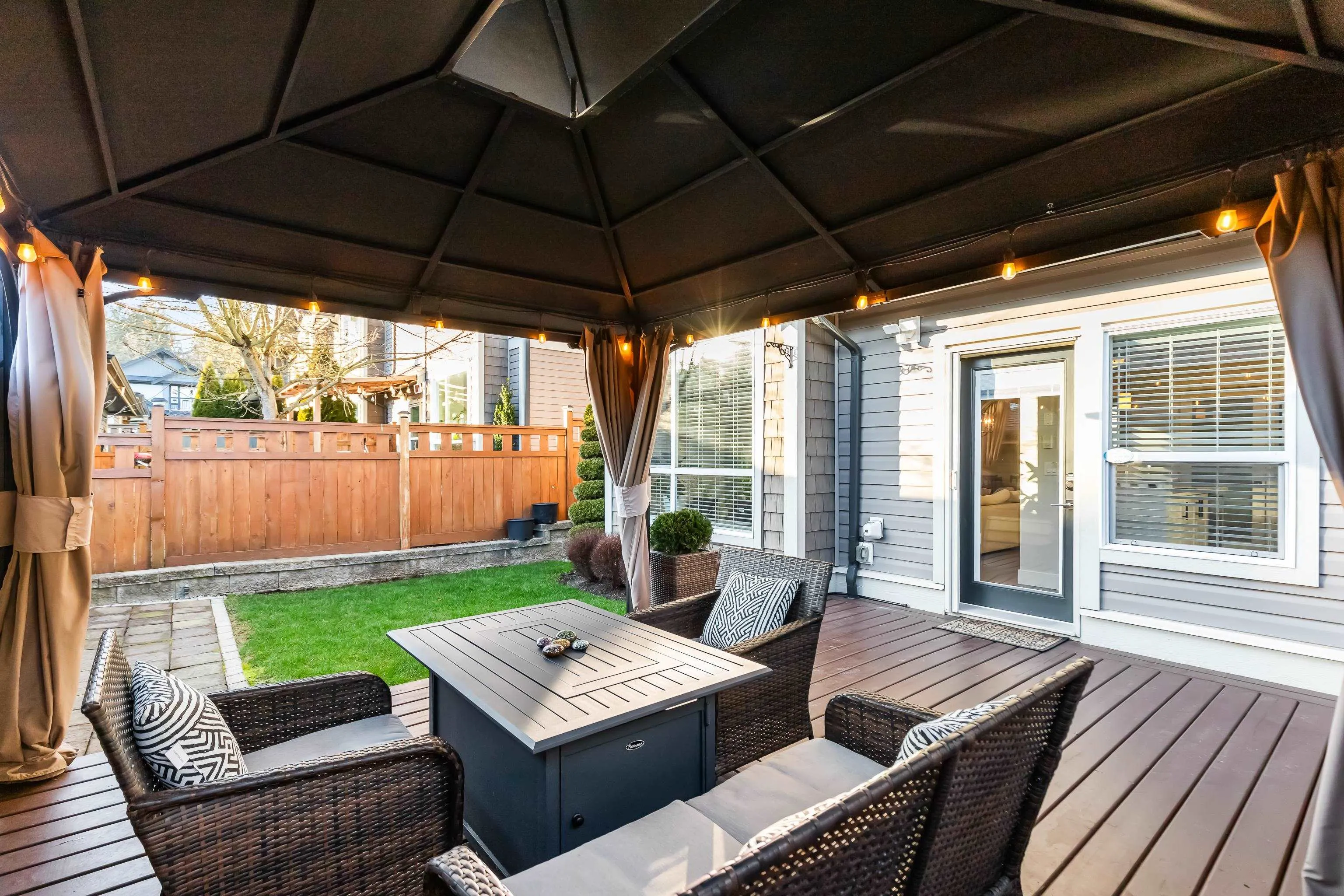 23942 Kanaka Way