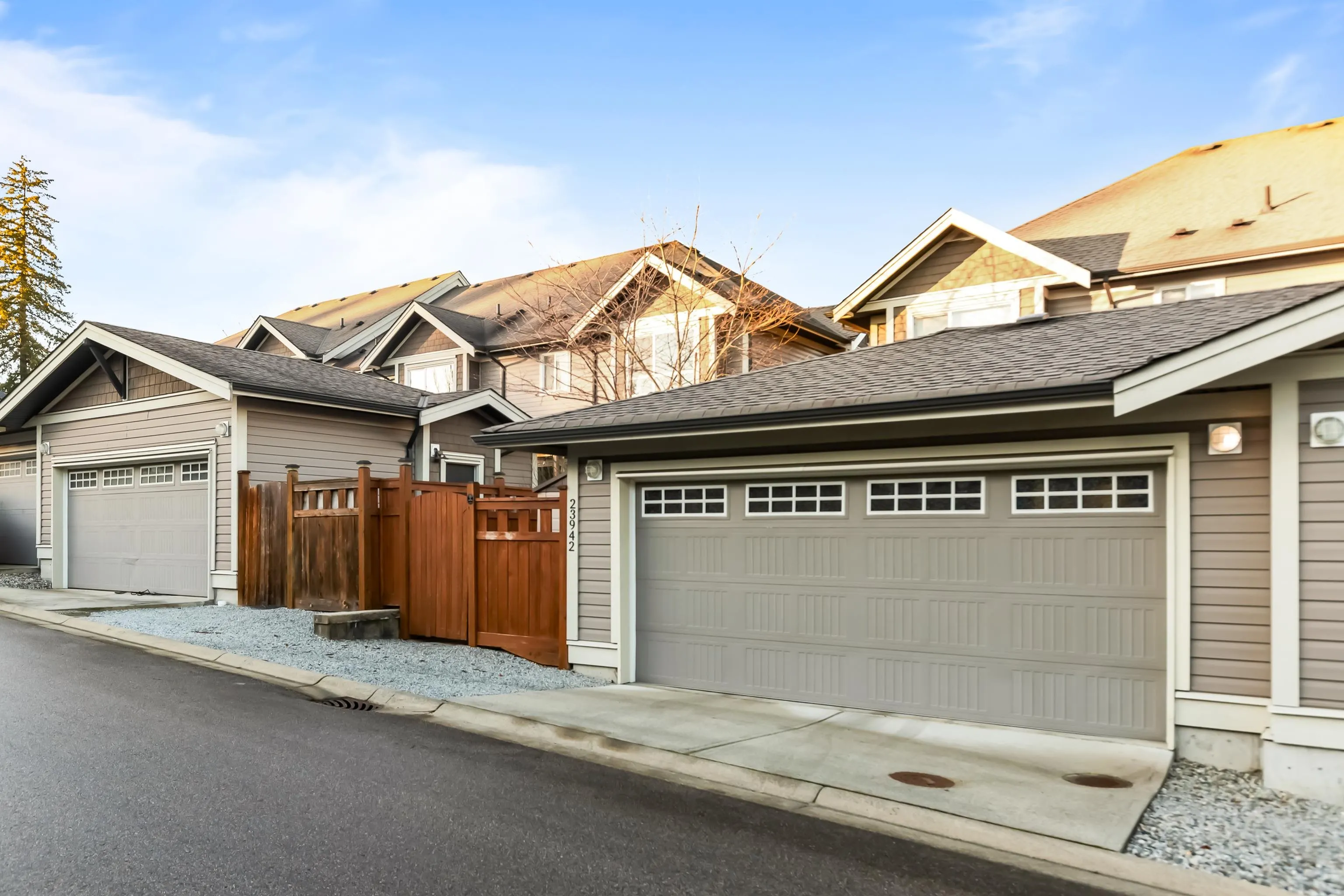 23942 Kanaka Way