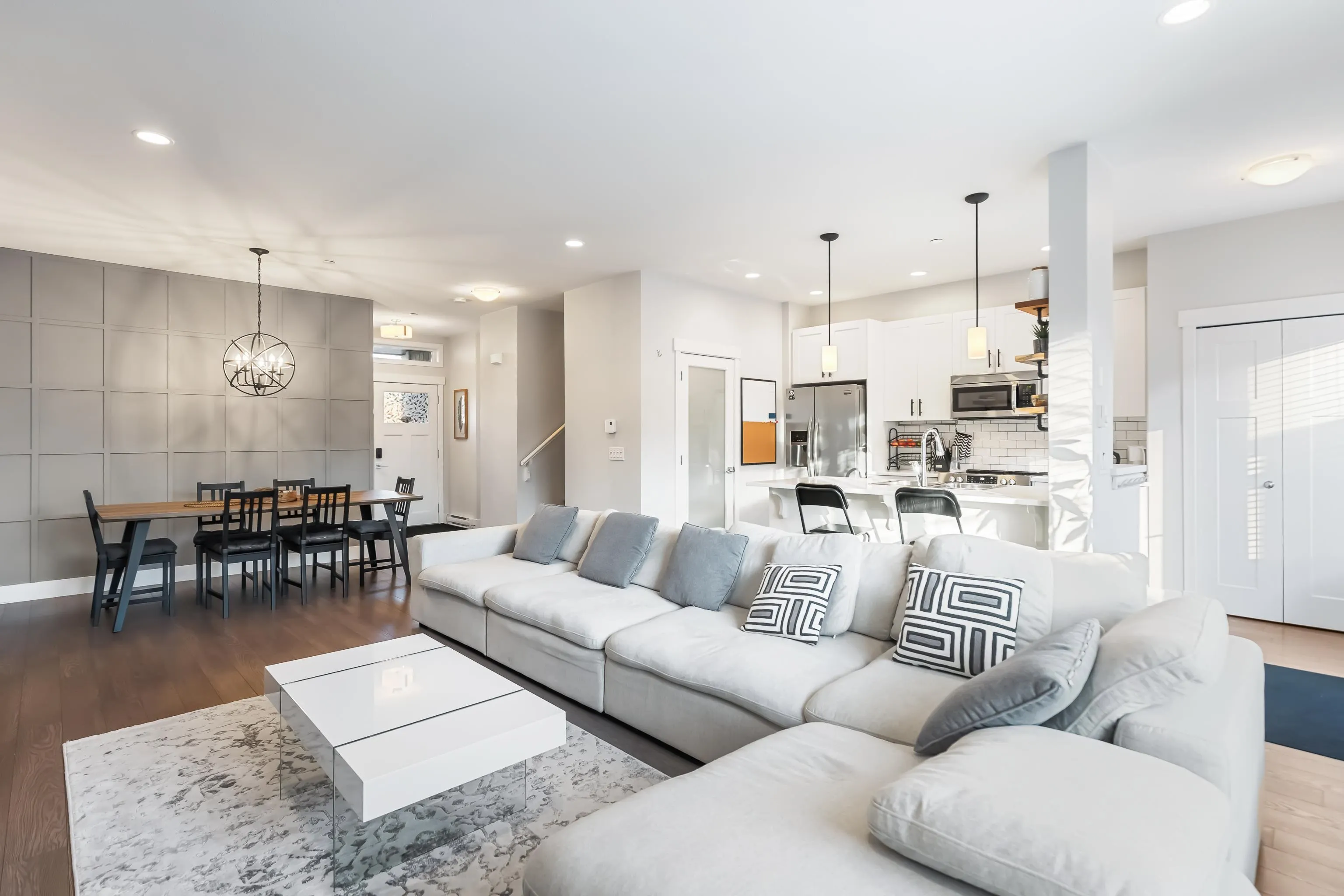 23942 Kanaka Way