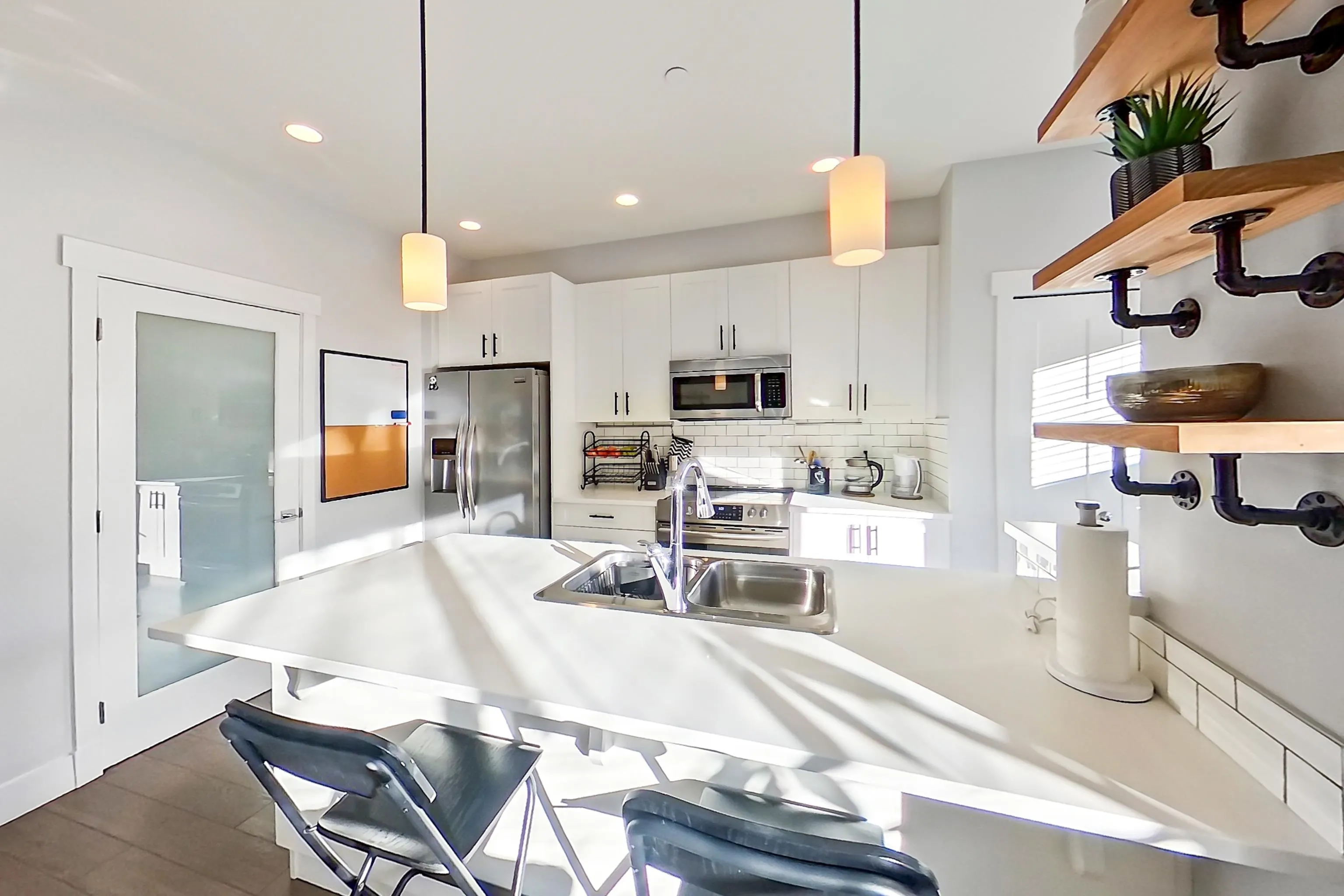 23942 Kanaka Way