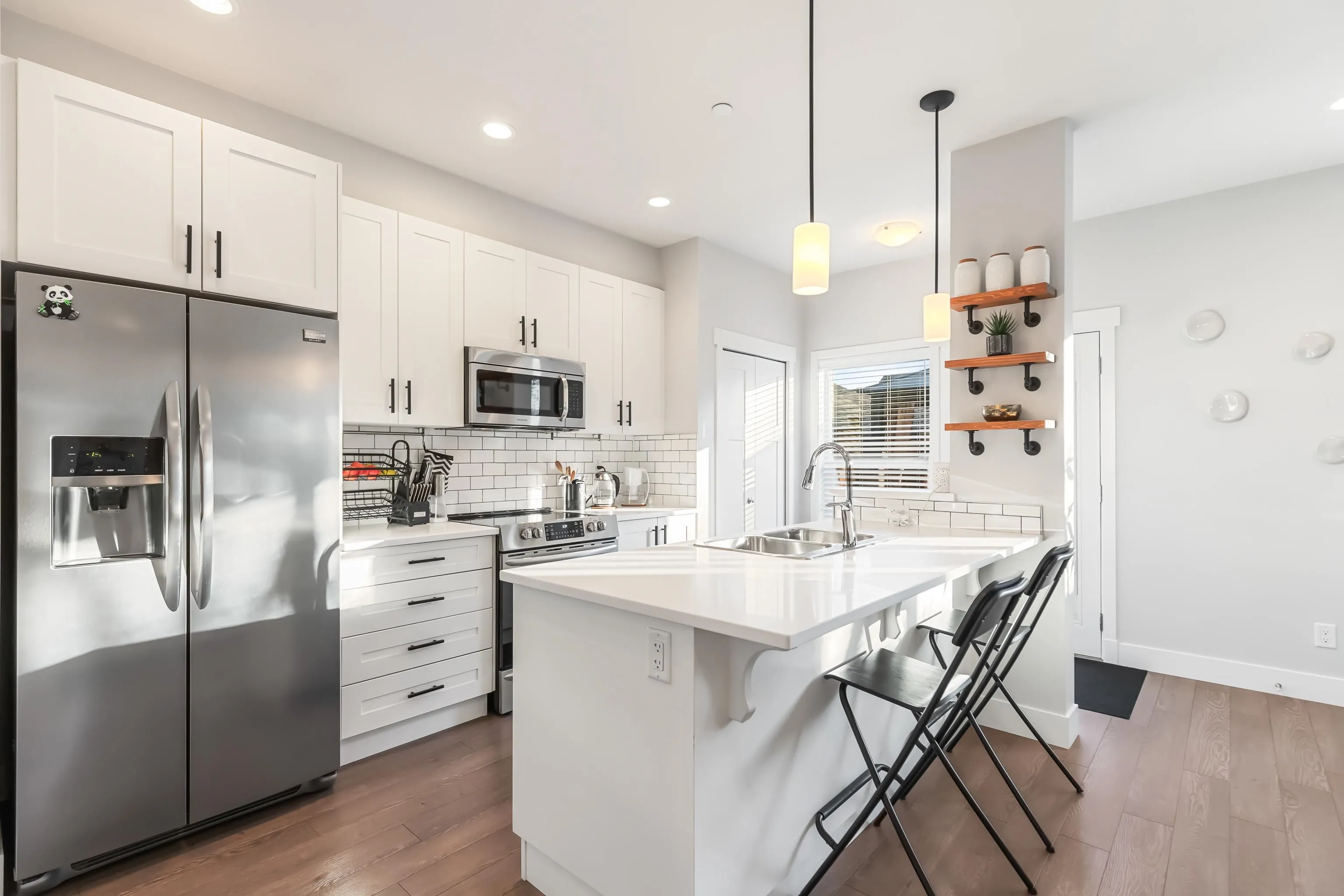 23942 Kanaka Way