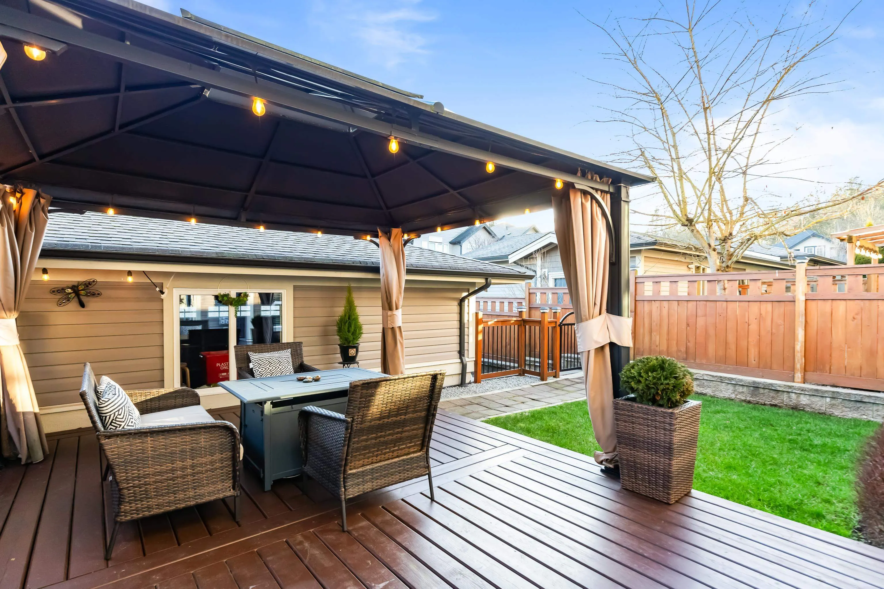 23942 Kanaka Way