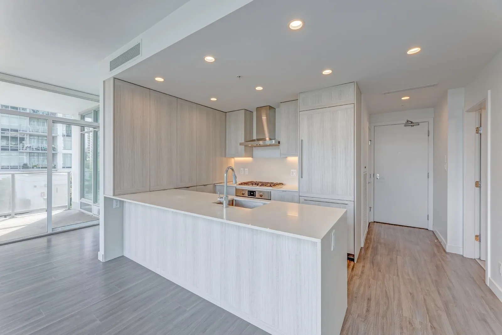 506 2311 Beta Avenue