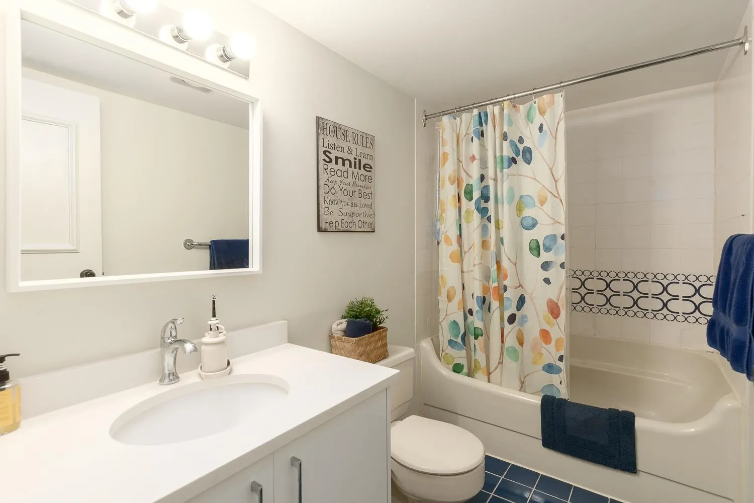 218 2320 W 40th Avenue