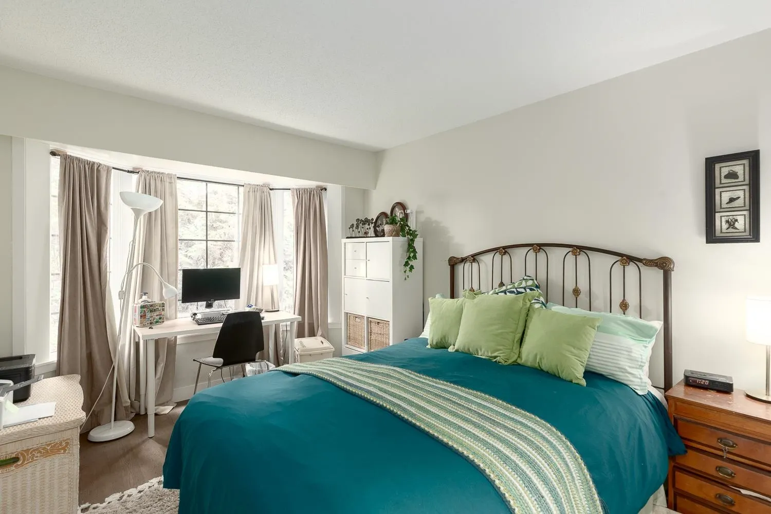 218 2320 W 40th Avenue