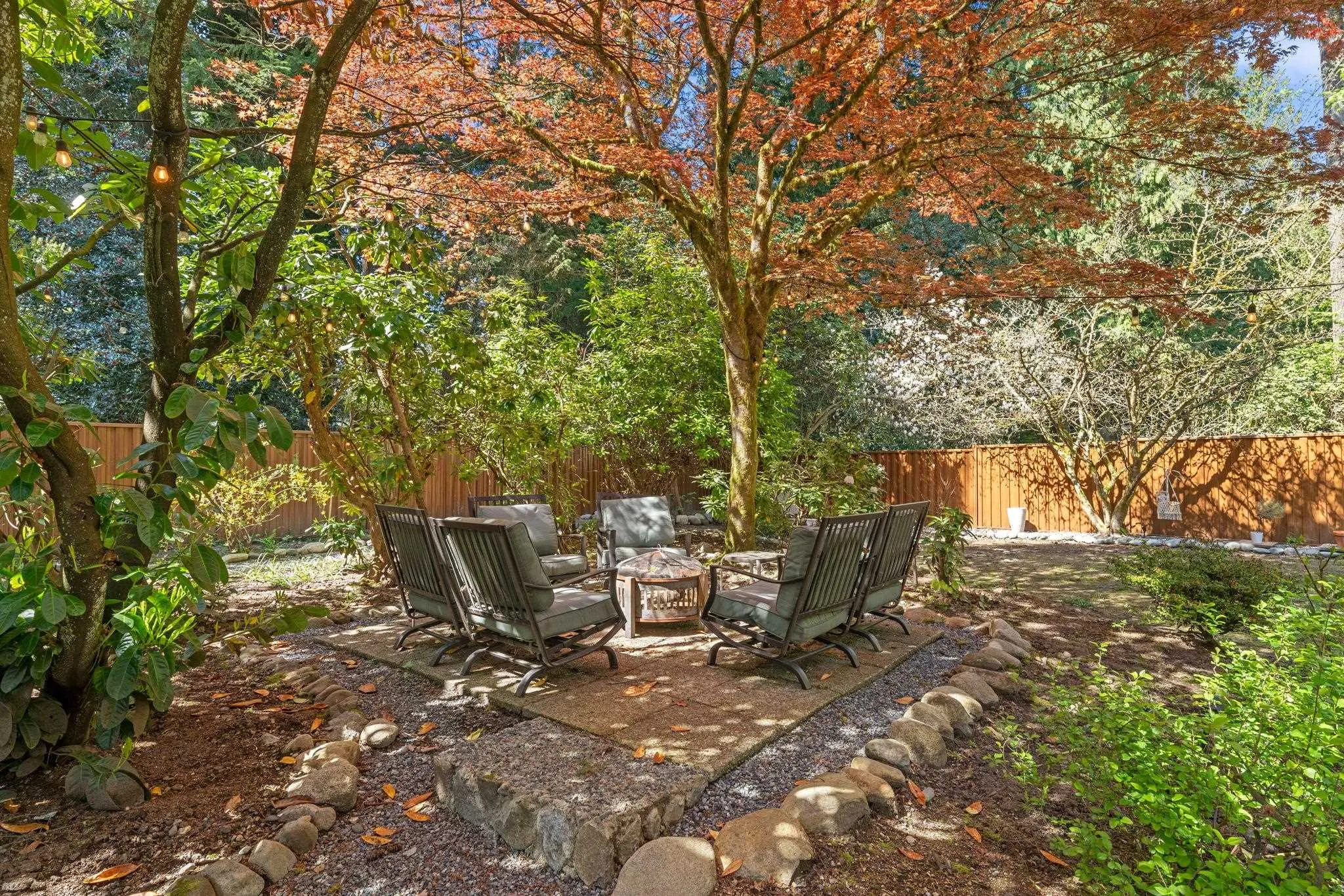 4869 Capilano Road