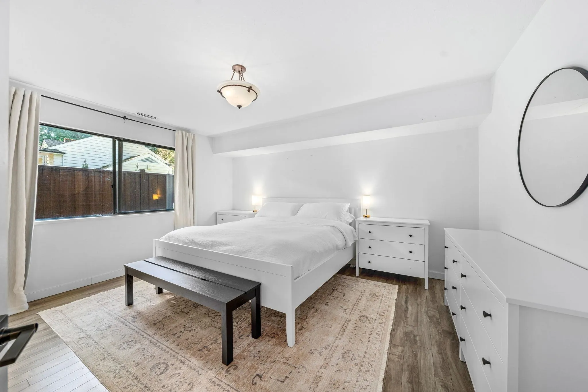 4869 Capilano Road