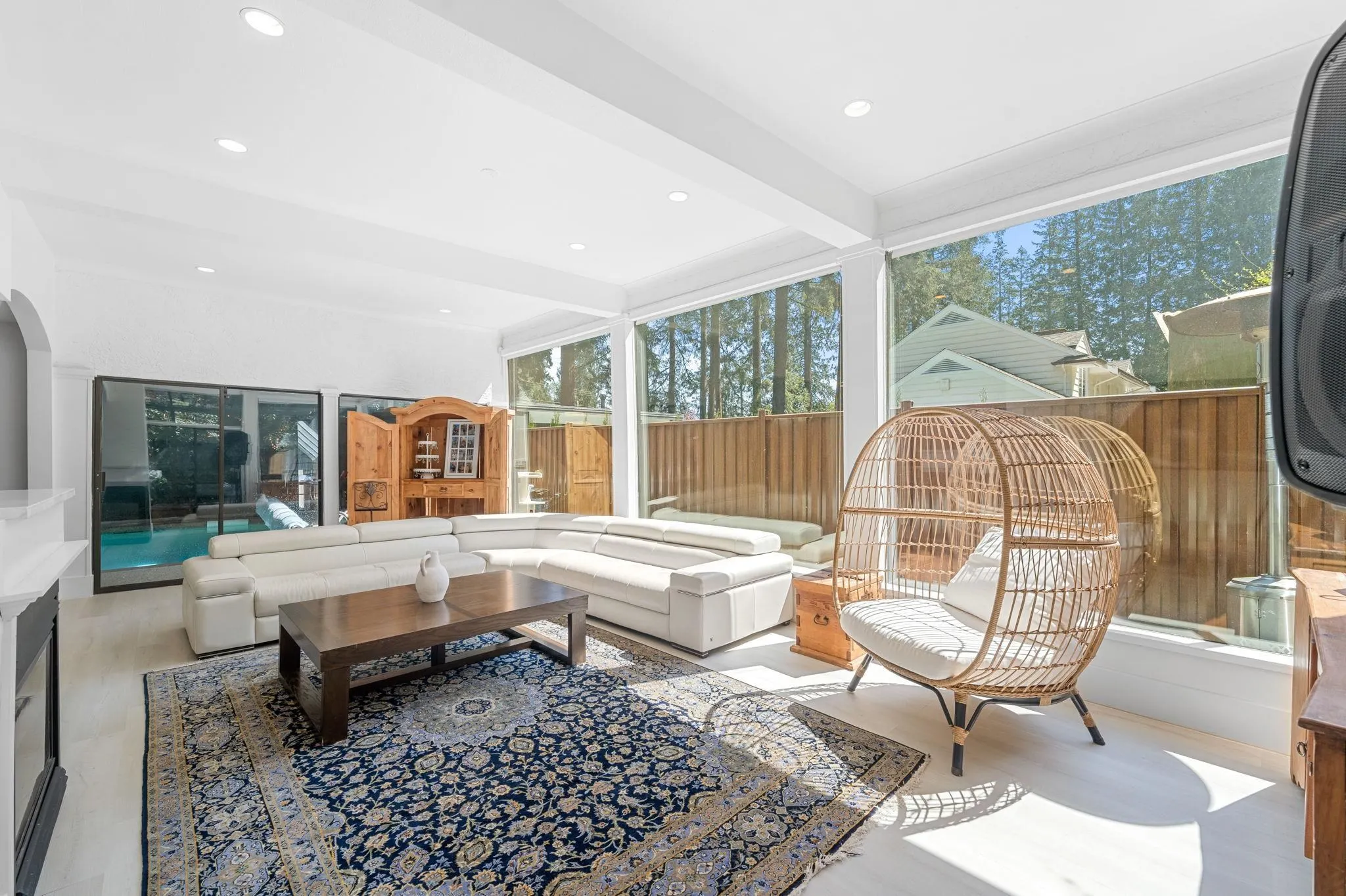 4869 Capilano Road