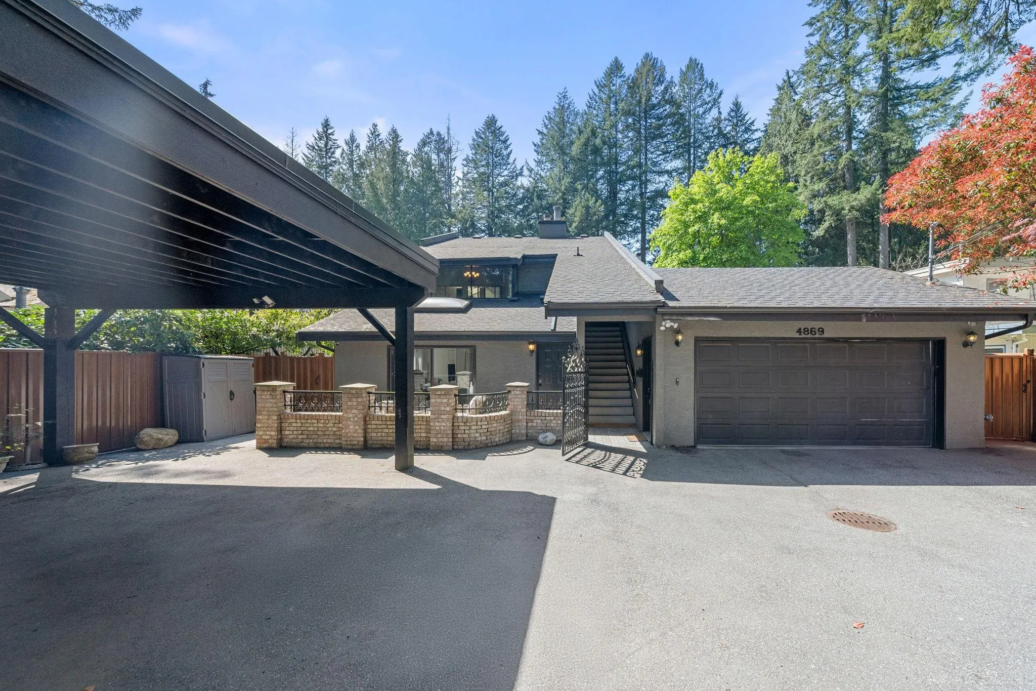 4869 Capilano Road
