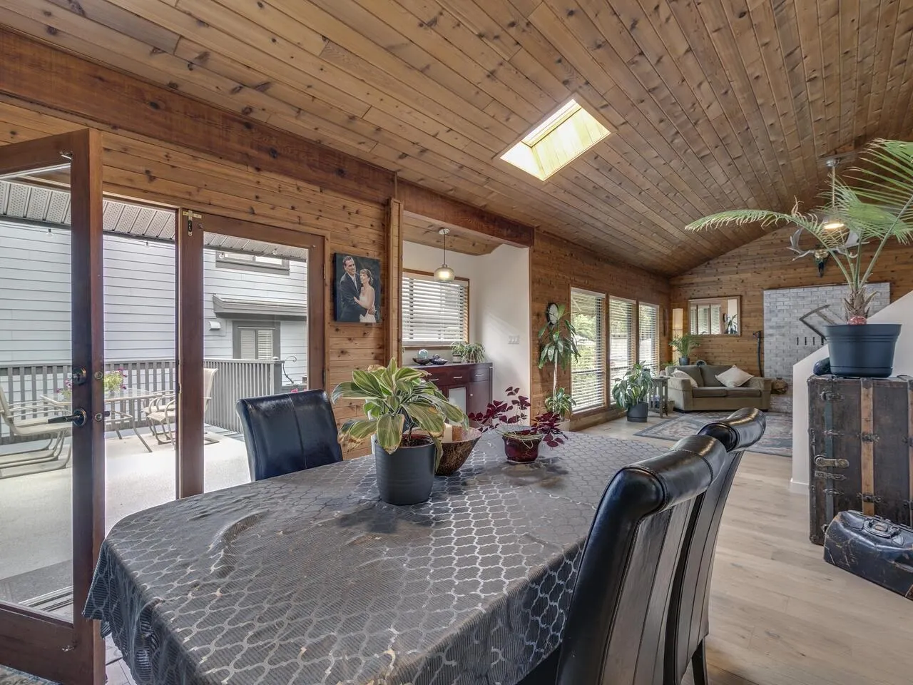 2111 Mamquam Road