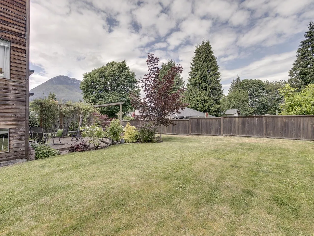 2111 Mamquam Road