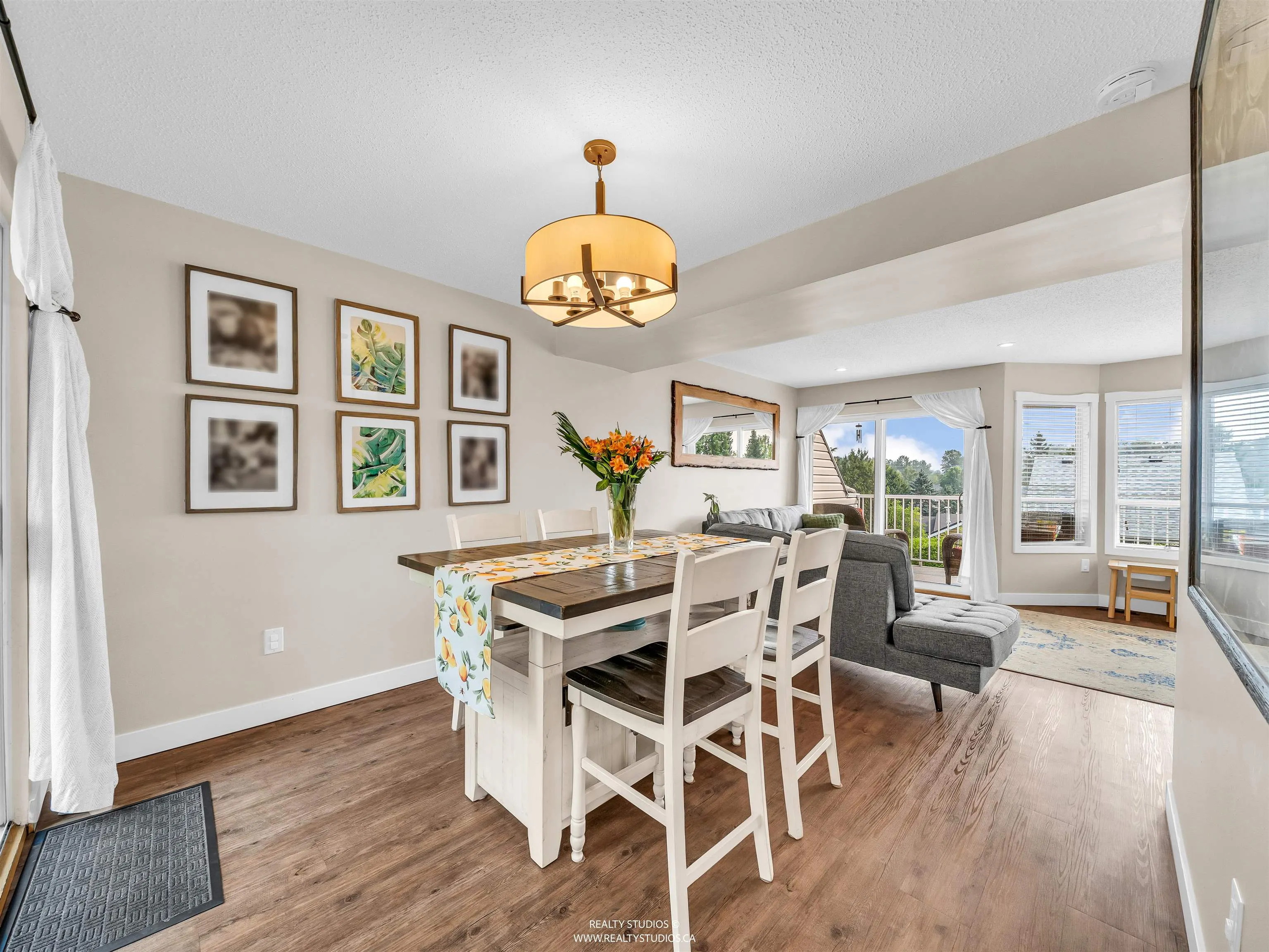 405 1176 Falcon Drive