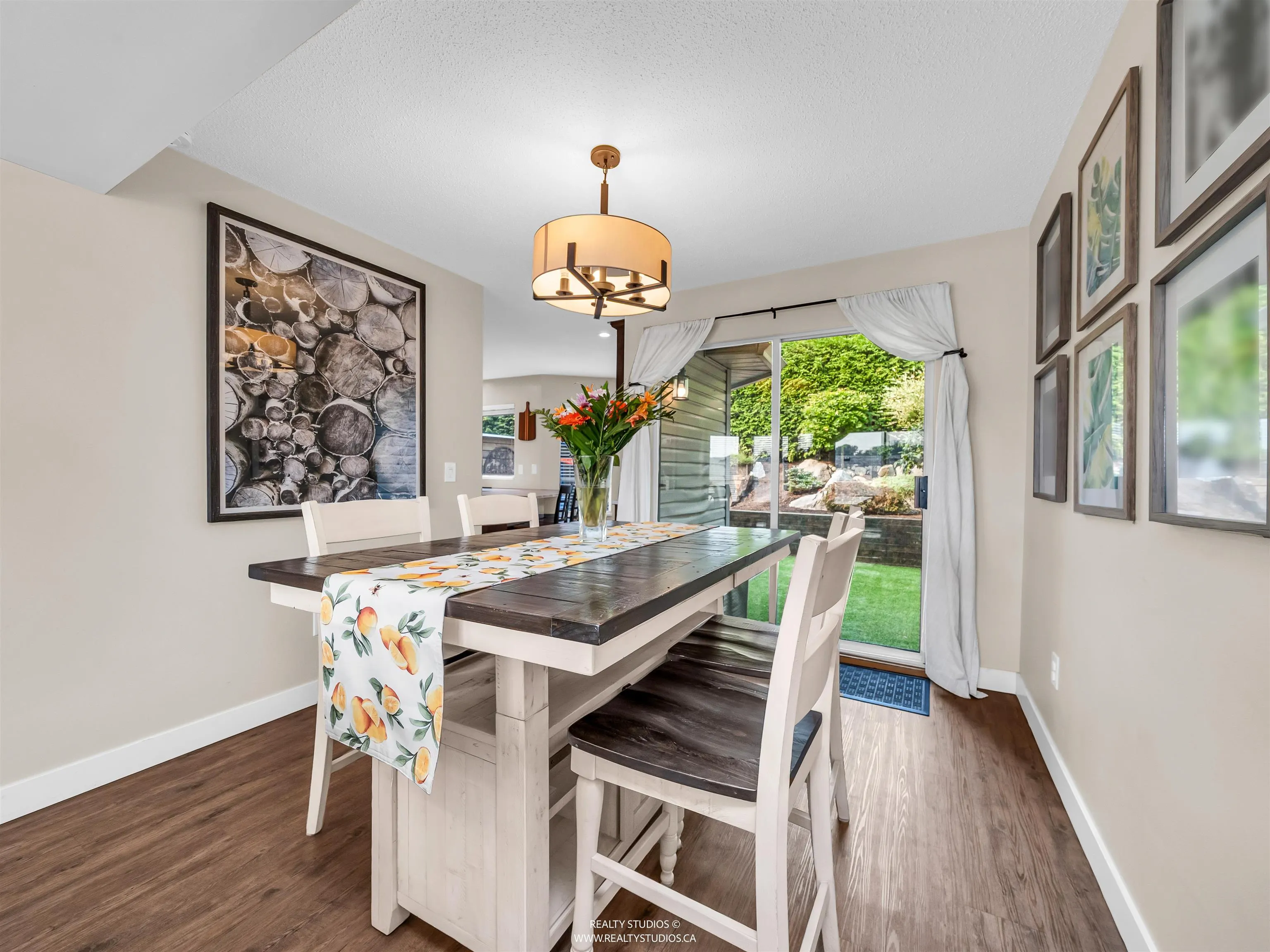 405 1176 Falcon Drive