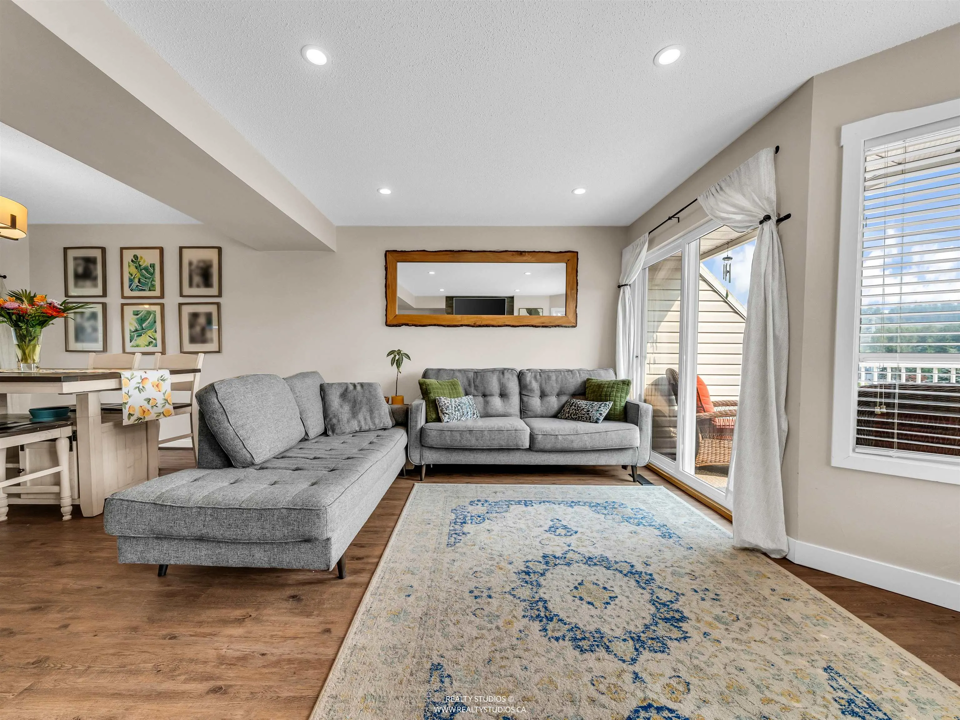 405 1176 Falcon Drive