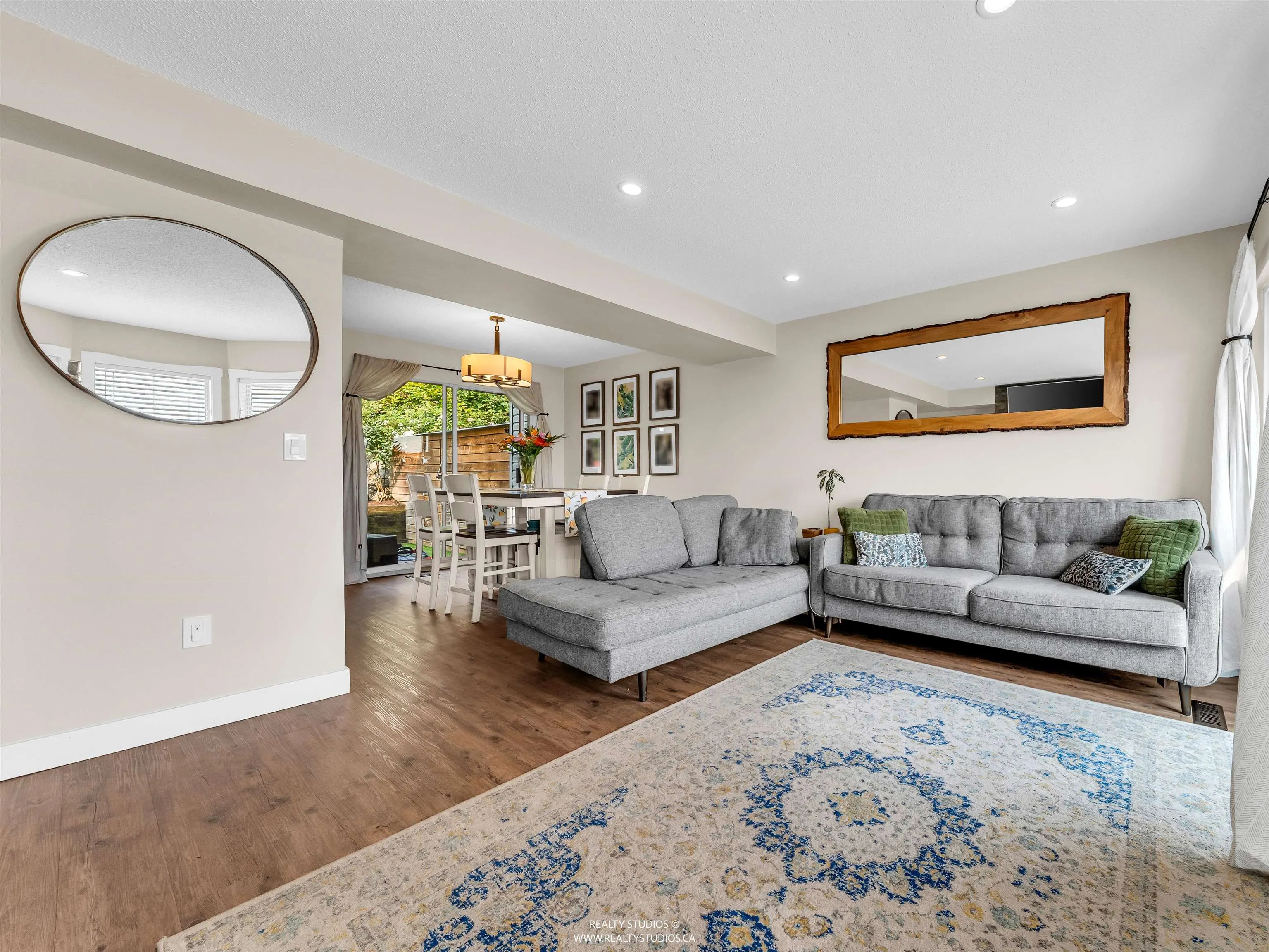 405 1176 Falcon Drive