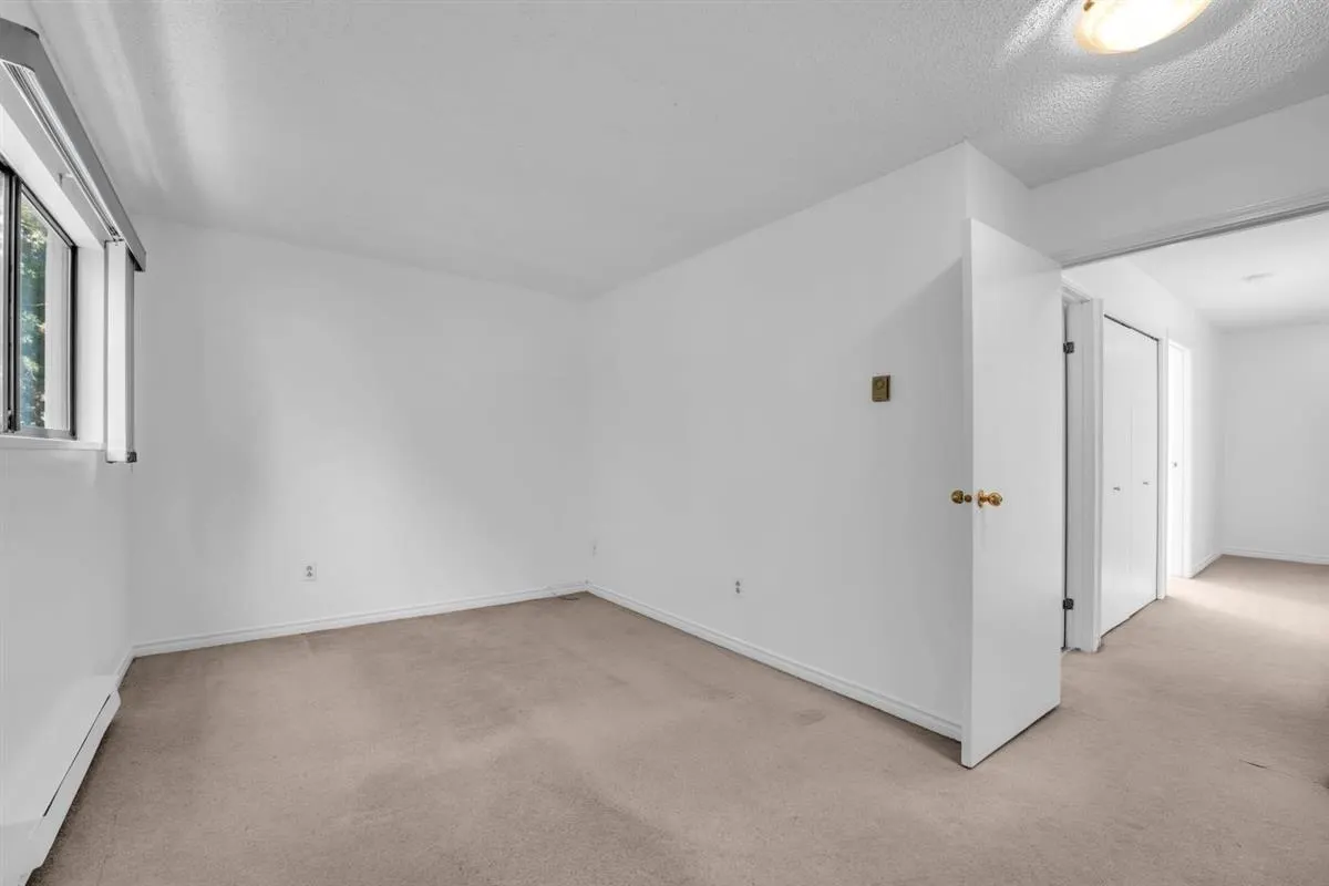 14 8820 Westminster Highway