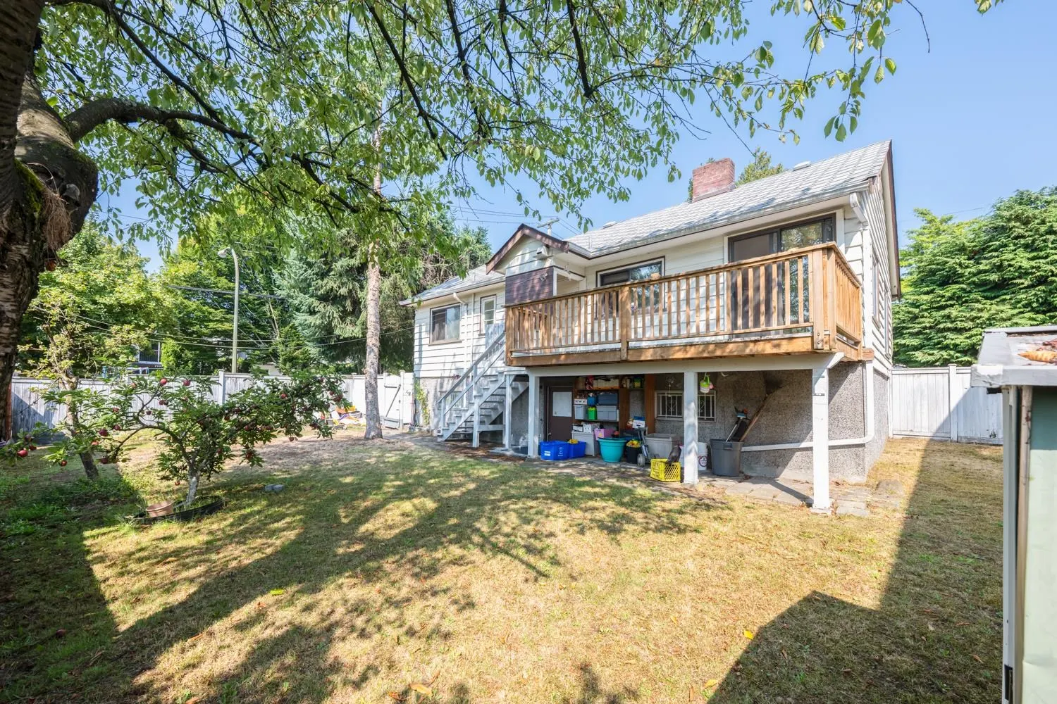 298 W 64th Avenue