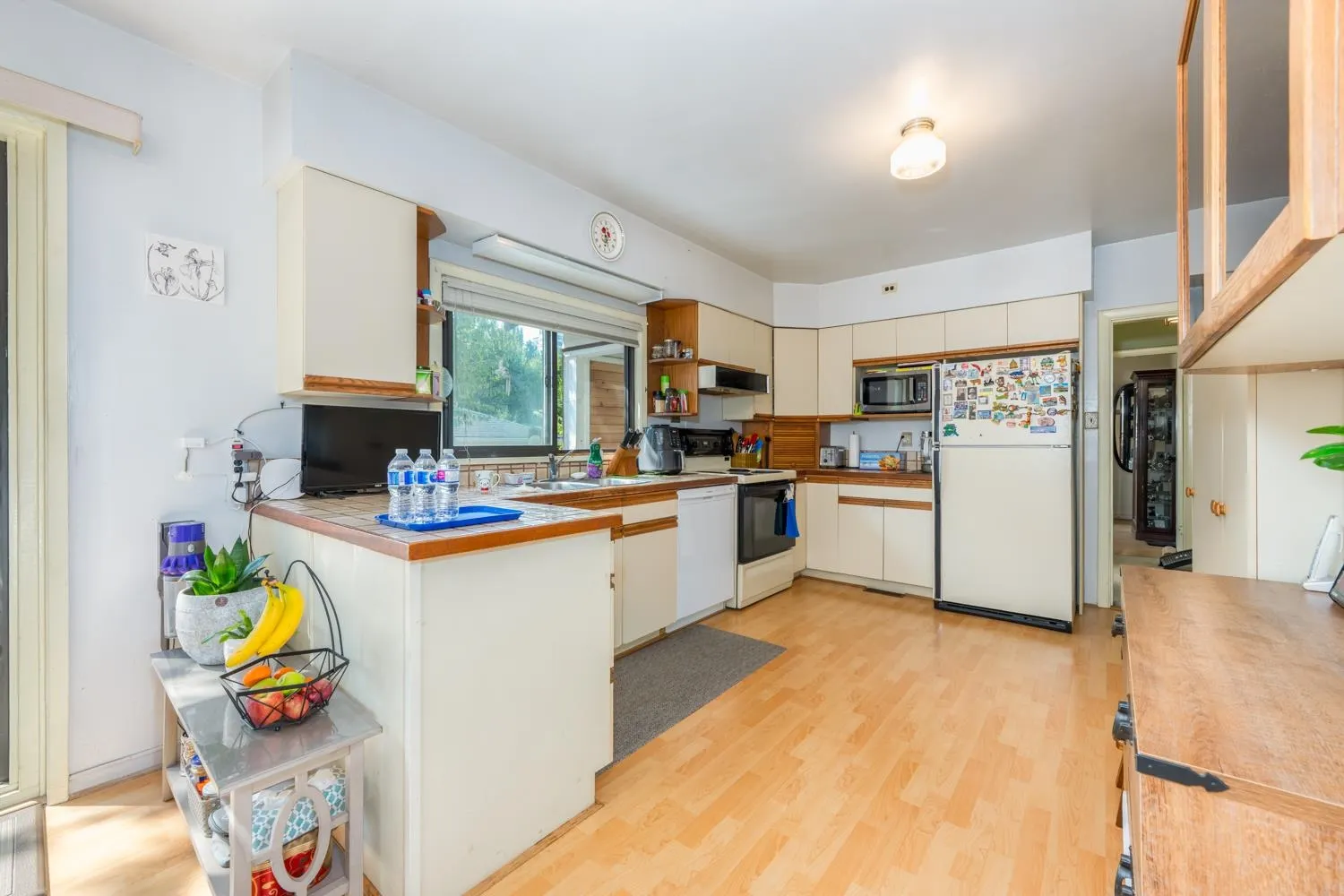 298 W 64th Avenue