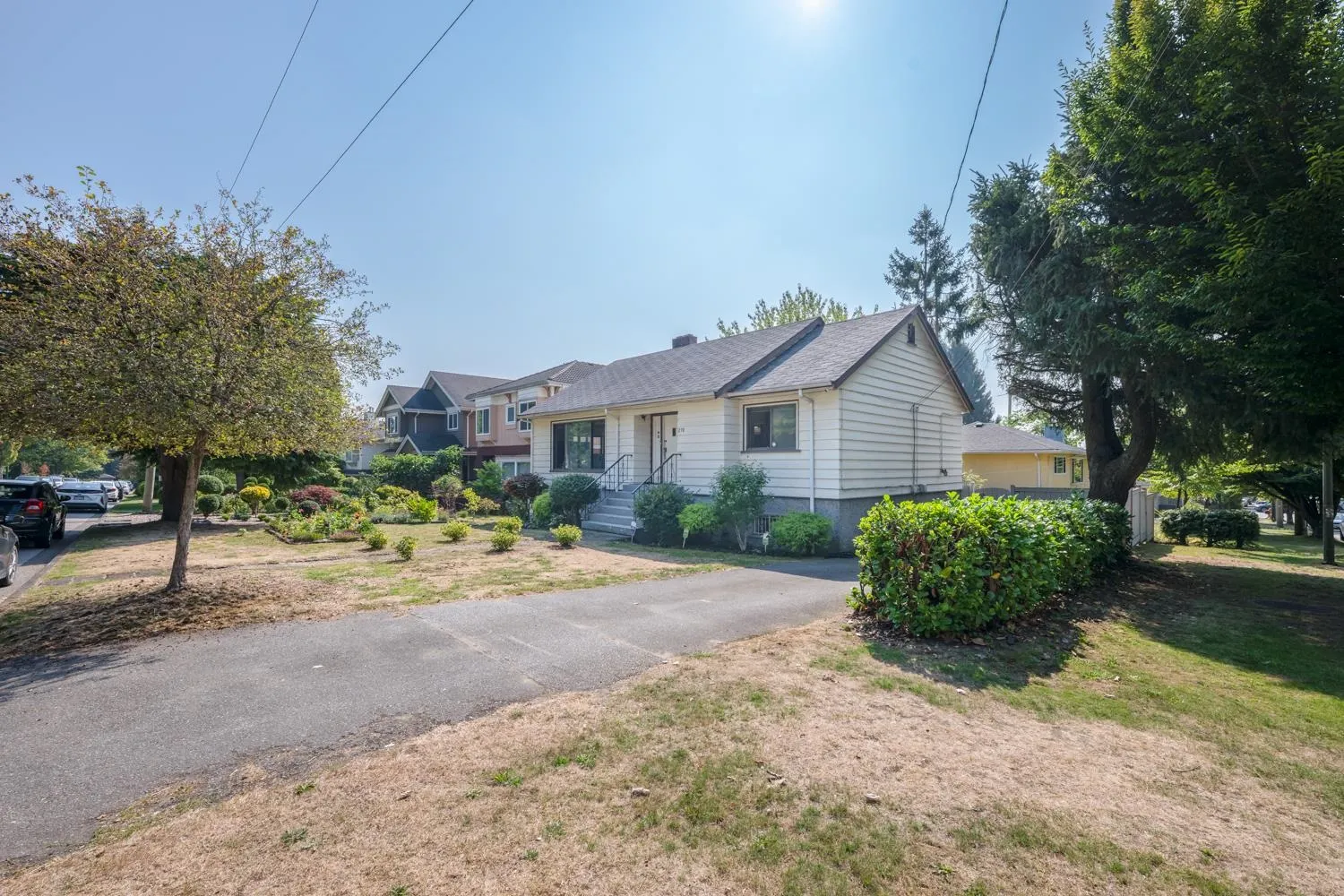 298 W 64th Avenue