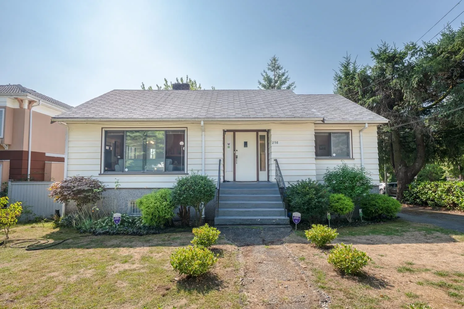 298 W 64th Avenue