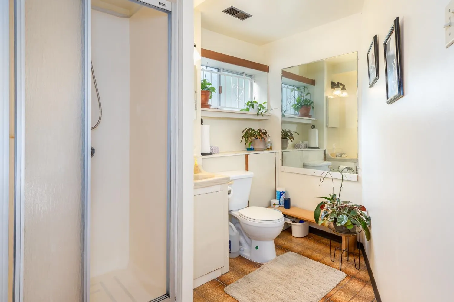 298 W 64th Avenue
