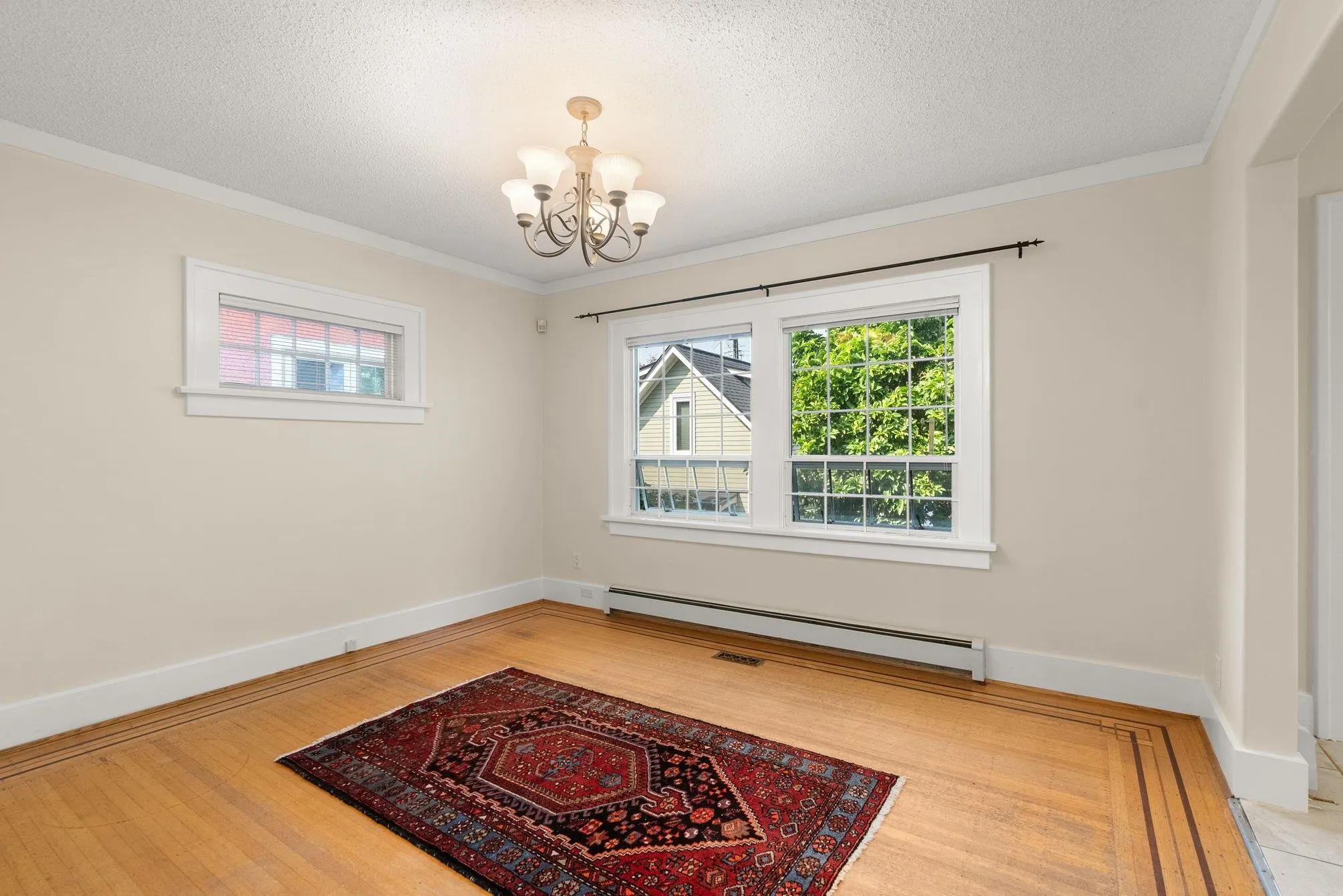 909 W 18th Avenue