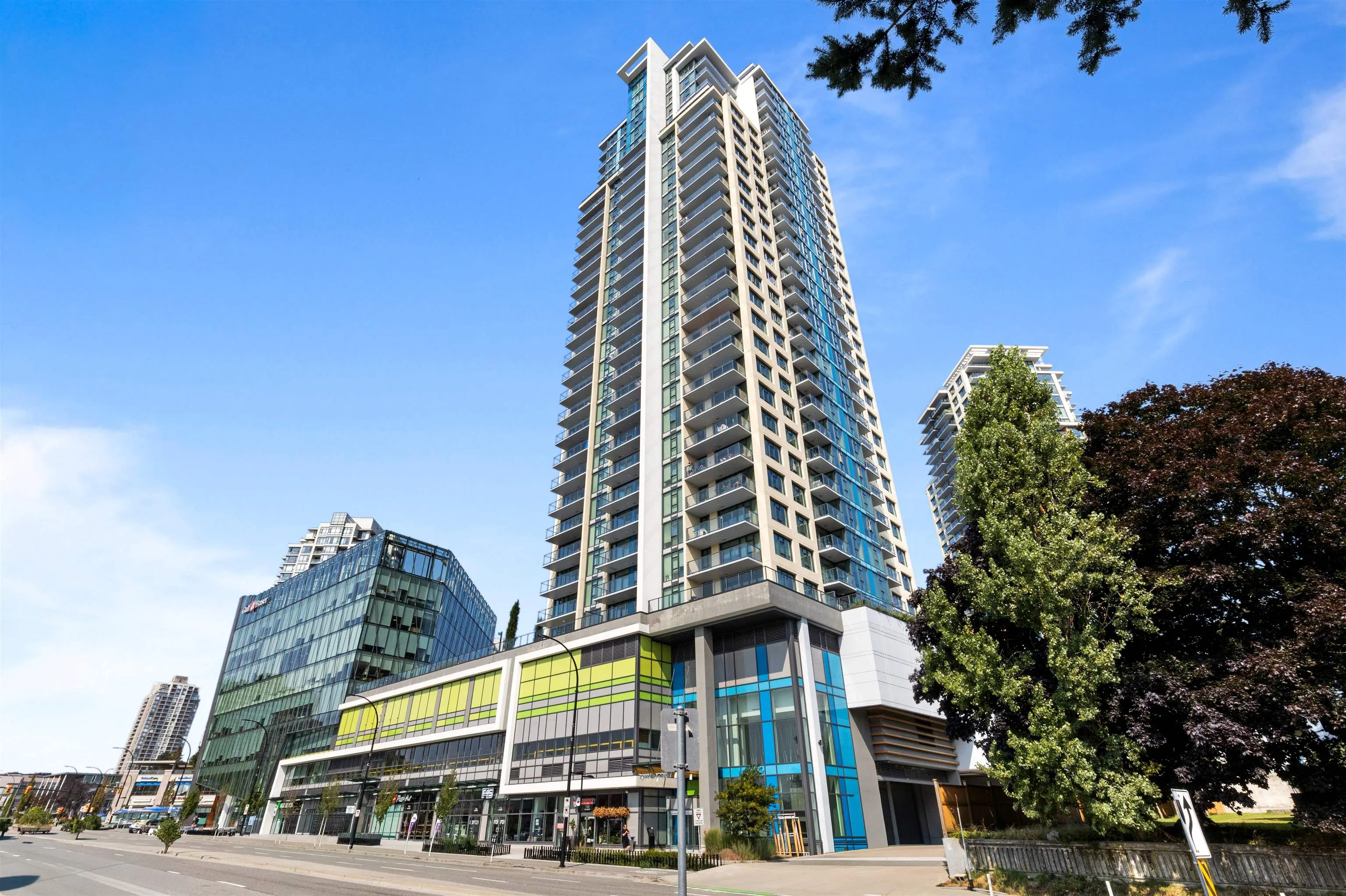 1007 7388 Kingsway