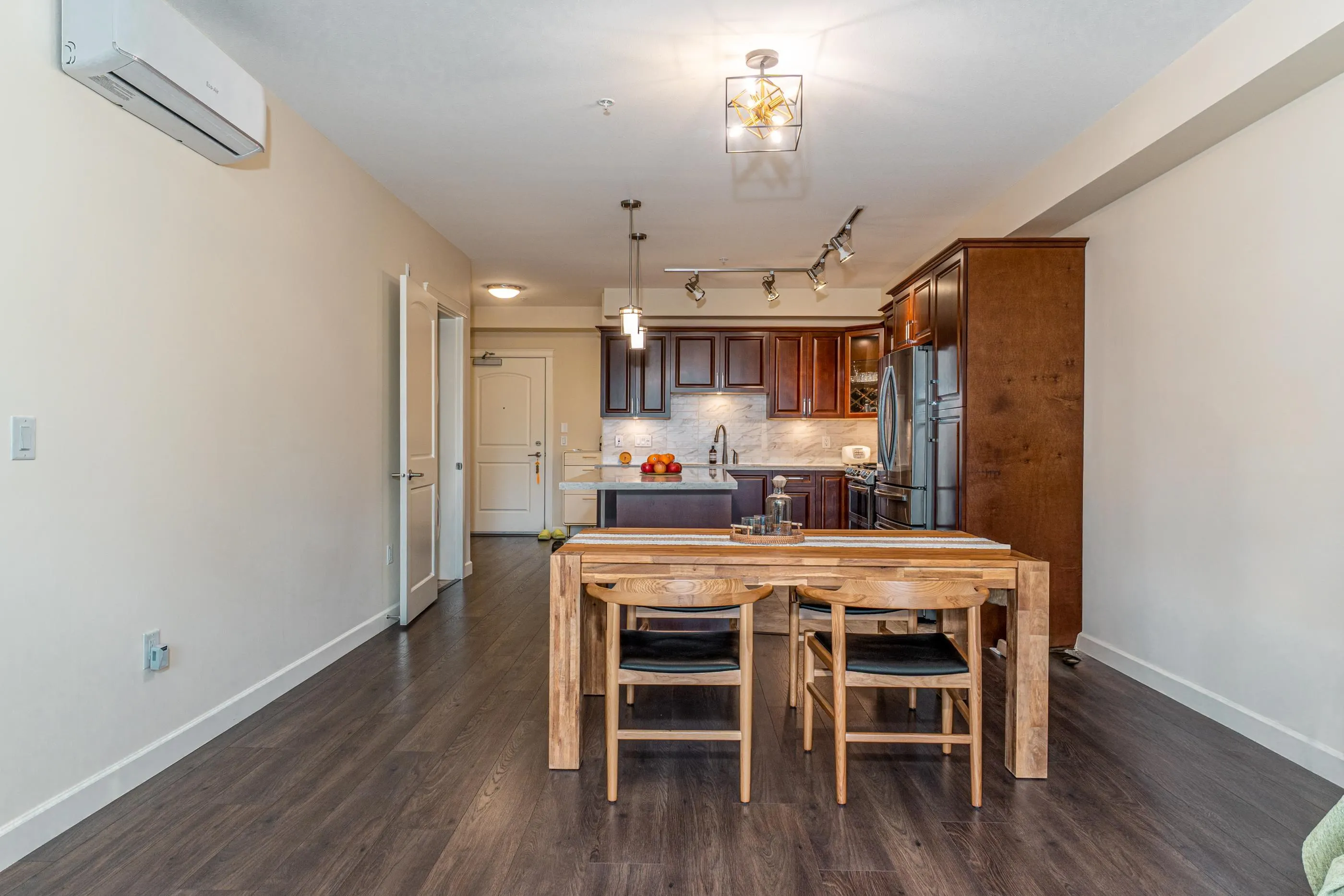 103 14588 Mcdougall Drive
