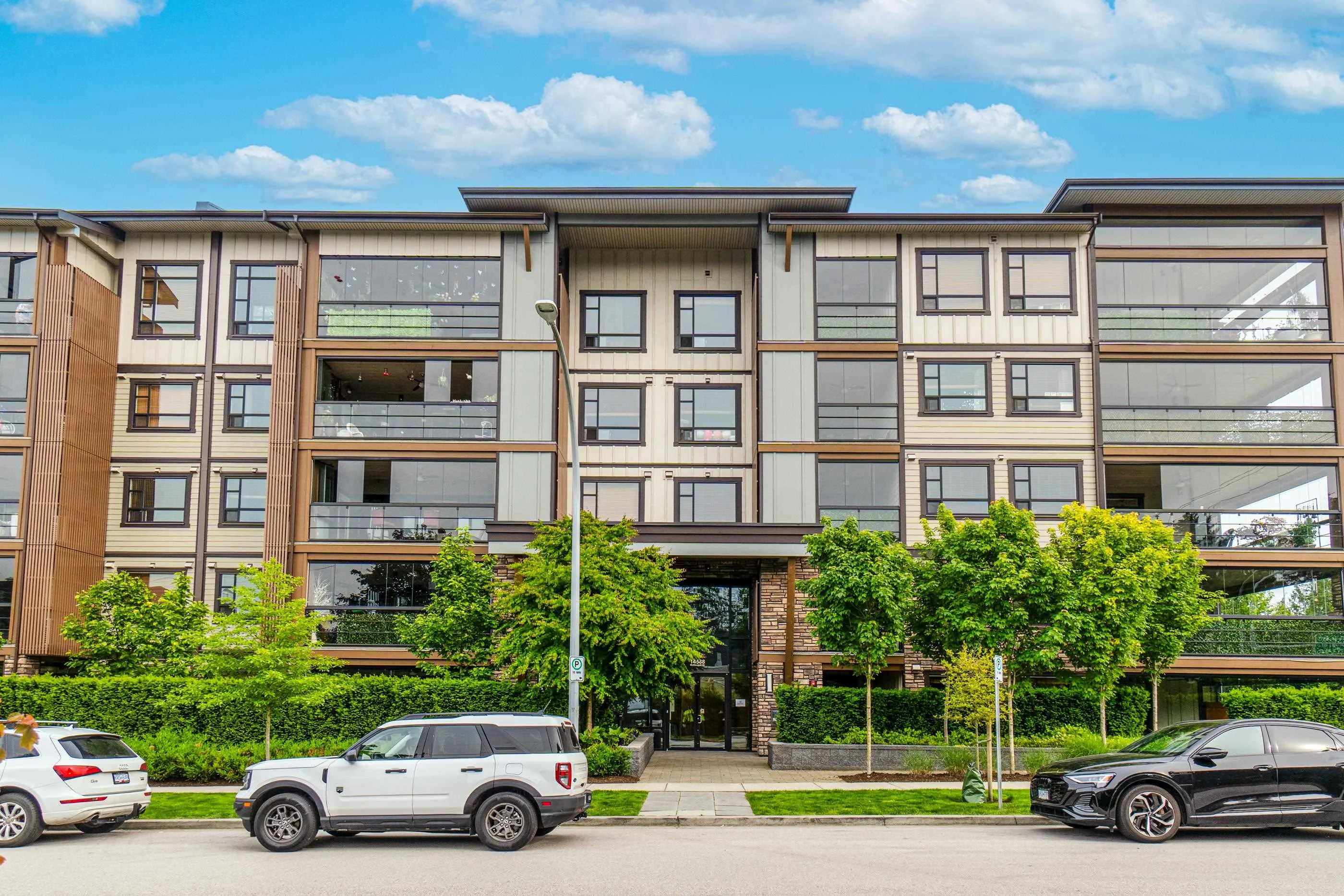 103 14588 Mcdougall Drive