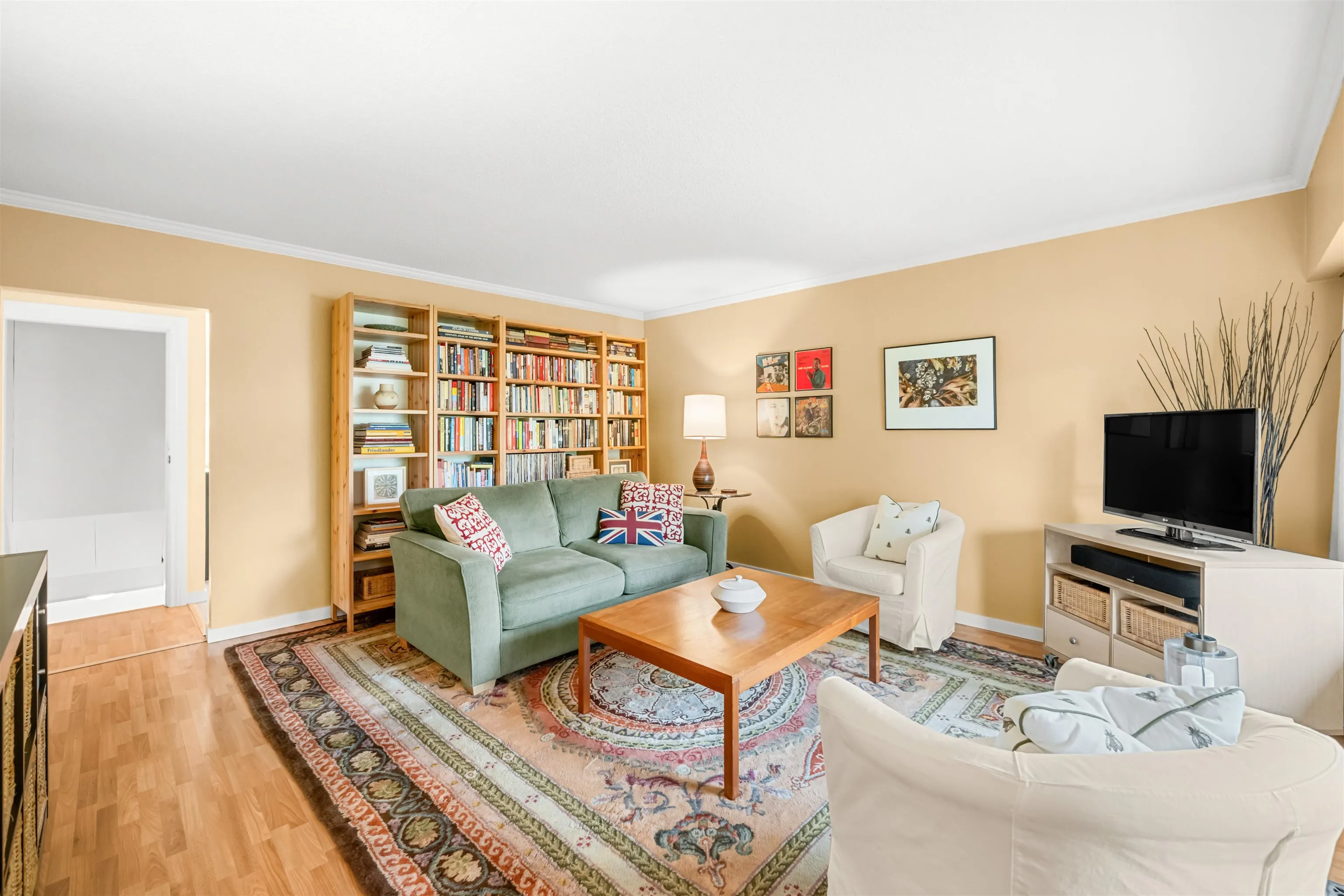 334 Strand Avenue