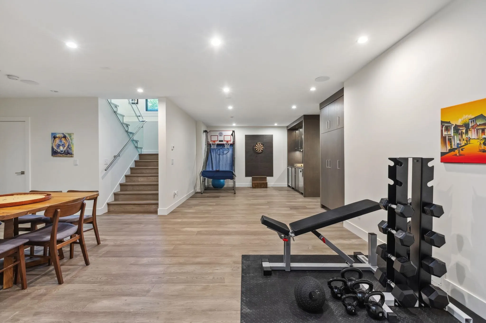 686 E Osborne Road