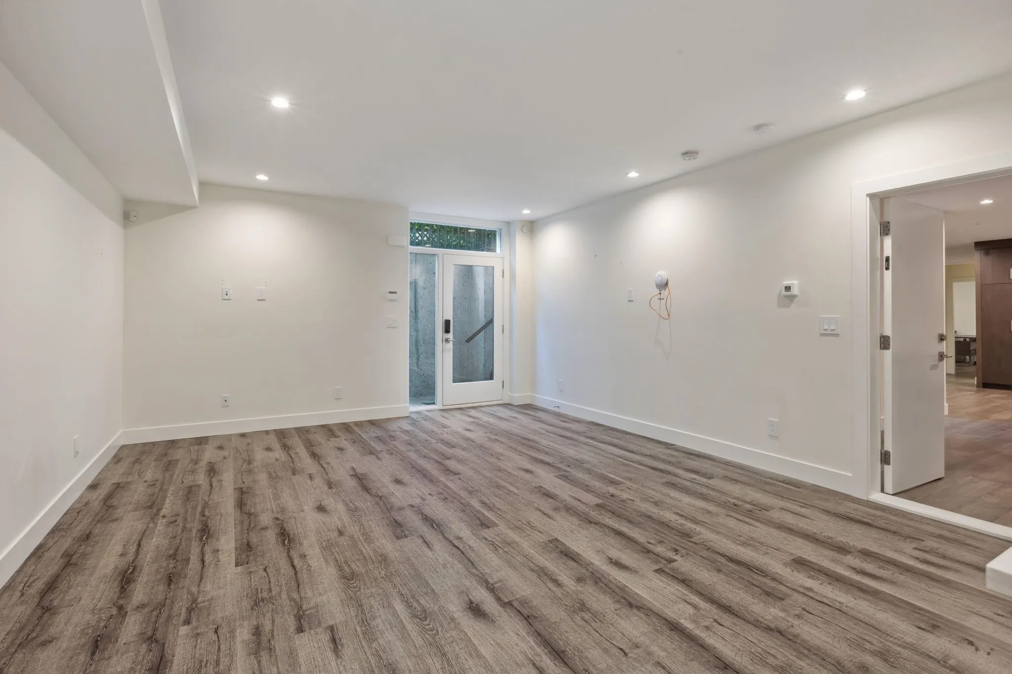 686 E Osborne Road