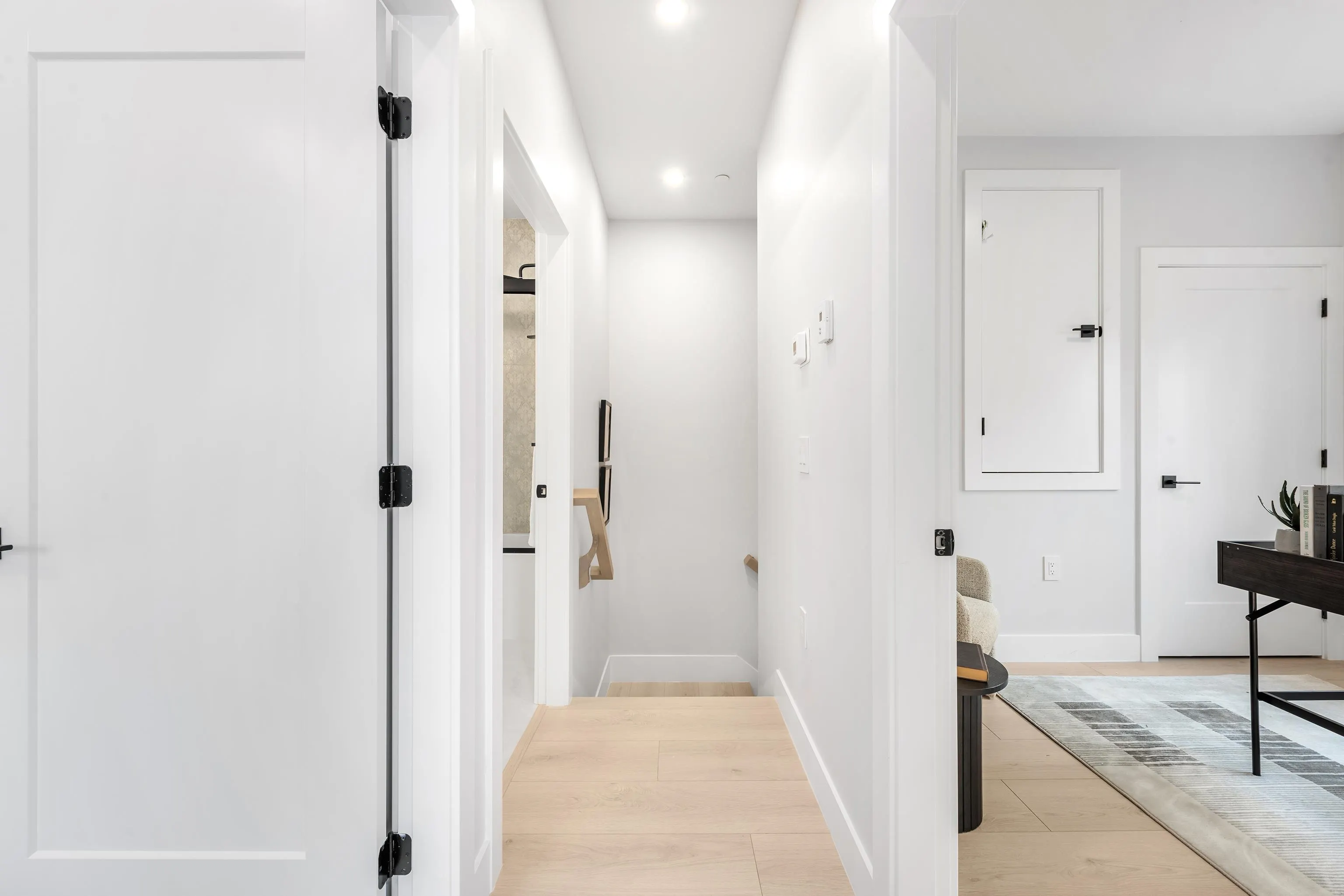 2 2741 Mcgill Street