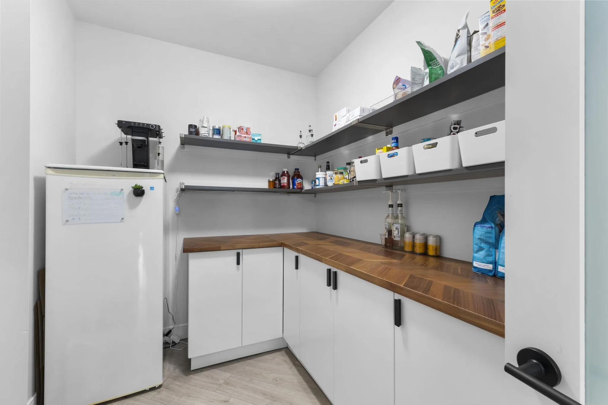 47208 Swallow Place
